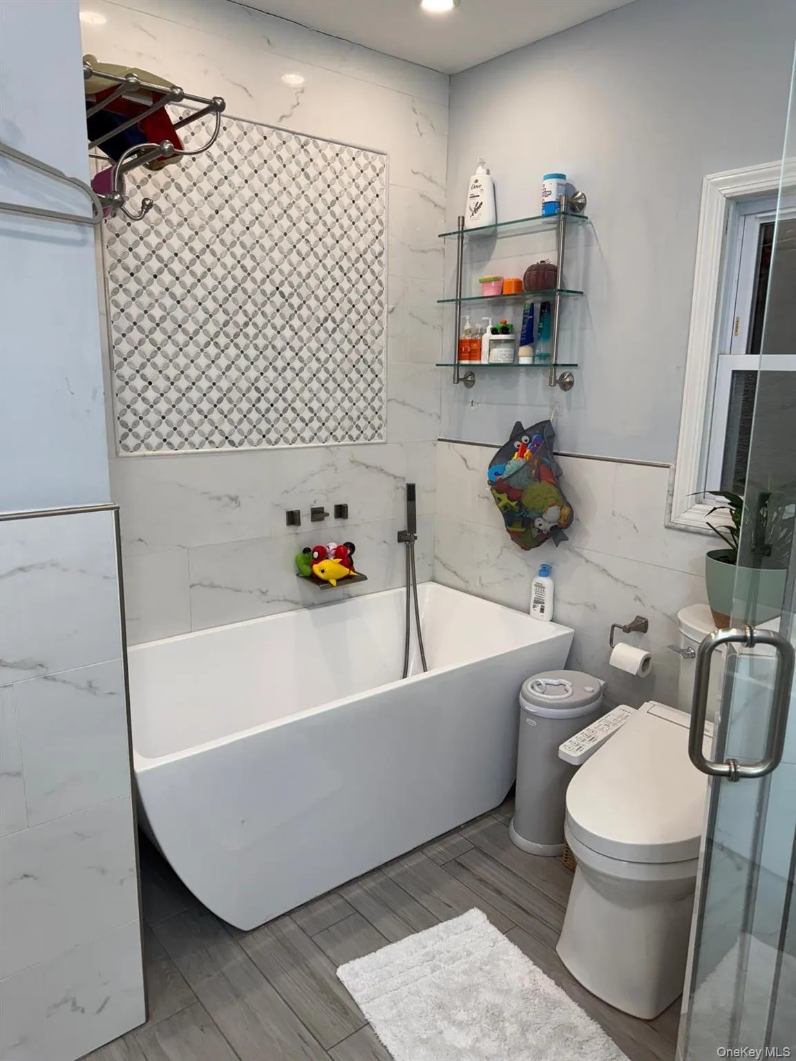 48 Jefferson Rd, Oyster Bay, NY, 3 Bedrooms Bedrooms, 7 Rooms Rooms,1 BathroomBathrooms,Residential Lease,For Rent,Jefferson Rd,0,971666 48 Jefferson Rd, Oyster Bay, NY, 3 Bedrooms Bedrooms, 7 Rooms Rooms,1 BathroomBathrooms,Residential Lease,For Rent,Jefferson Rd,0,971666