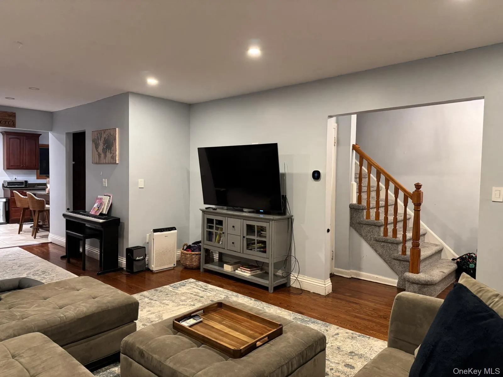 48 Jefferson Rd, Oyster Bay, NY, 3 Bedrooms Bedrooms, 7 Rooms Rooms,1 BathroomBathrooms,Residential Lease,For Rent,Jefferson Rd,0,971666 48 Jefferson Rd, Oyster Bay, NY, 3 Bedrooms Bedrooms, 7 Rooms Rooms,1 BathroomBathrooms,Residential Lease,For Rent,Jefferson Rd,0,971666