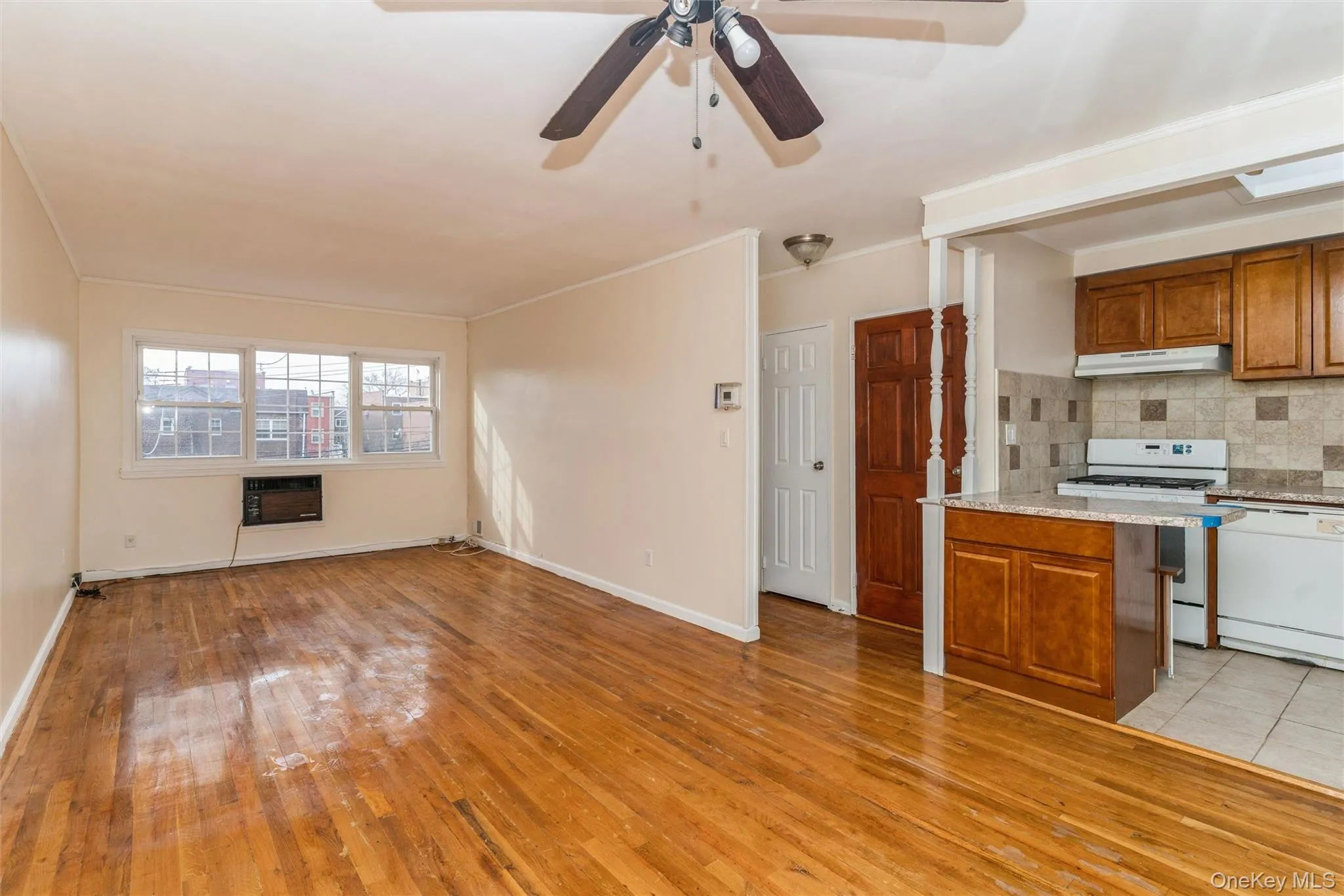 18 Paerdegat 13th Street, New York, NY, 3 Bedrooms Bedrooms, 6 Rooms Rooms,1 BathroomBathrooms,Residential Lease,For Rent,Paerdegat 13th,0,971675 18 Paerdegat 13th Street, New York, NY, 3 Bedrooms Bedrooms, 6 Rooms Rooms,1 BathroomBathrooms,Residential Lease,For Rent,Paerdegat 13th,0,971675