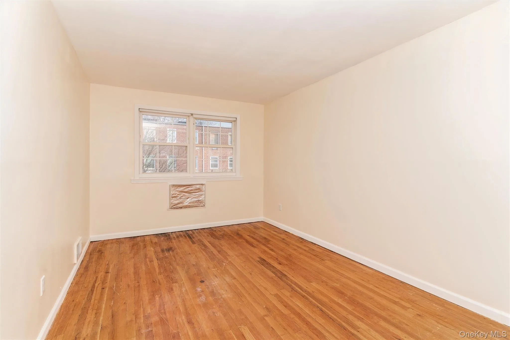 18 Paerdegat 13th Street, New York, NY, 3 Bedrooms Bedrooms, 6 Rooms Rooms,1 BathroomBathrooms,Residential Lease,For Rent,Paerdegat 13th,0,971675 18 Paerdegat 13th Street, New York, NY, 3 Bedrooms Bedrooms, 6 Rooms Rooms,1 BathroomBathrooms,Residential Lease,For Rent,Paerdegat 13th,0,971675