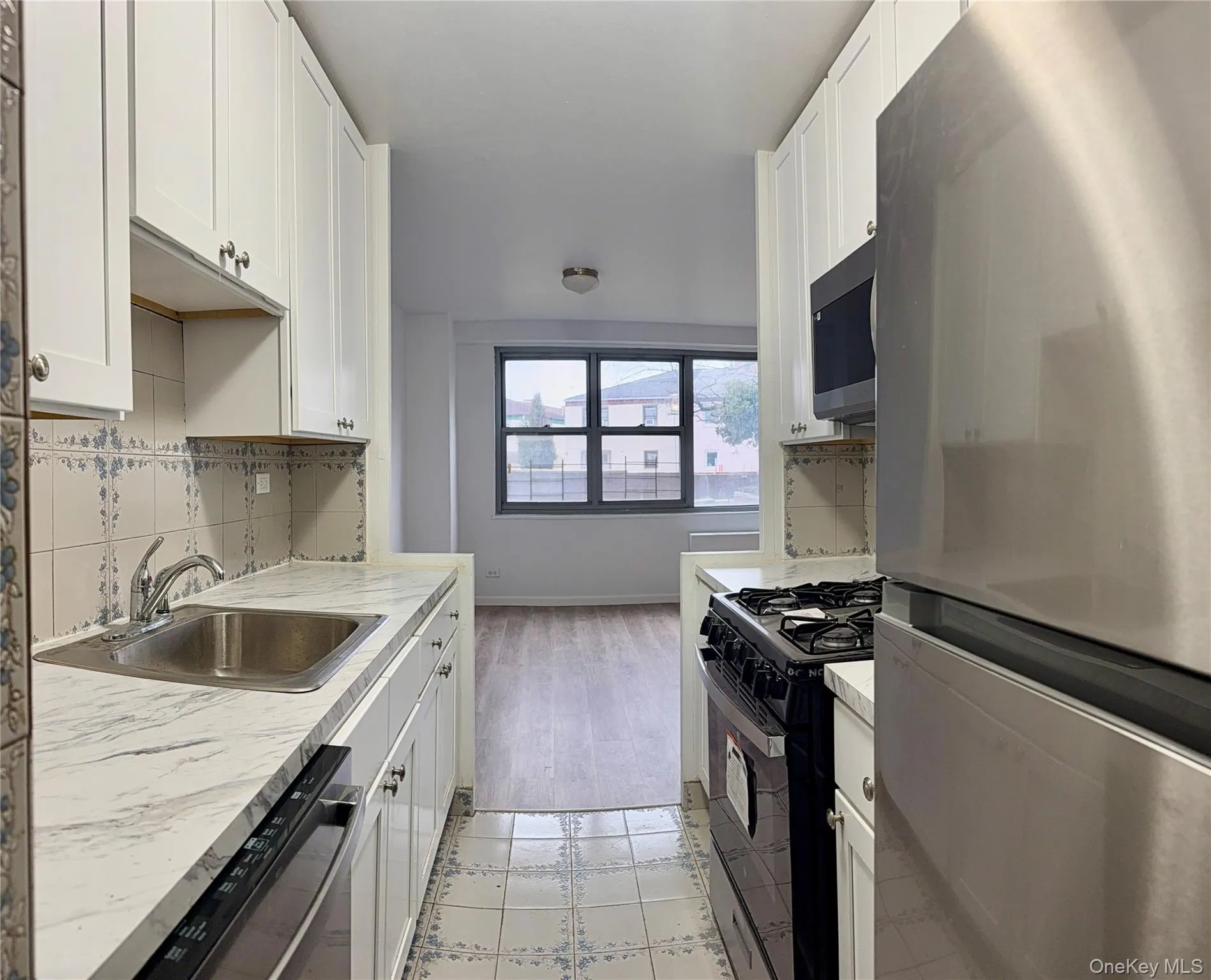 61-20 Grand Central Parkway, New York, NY, 2 Bedrooms Bedrooms, 5 Rooms Rooms,2 BathroomsBathrooms,Residential Lease,For Rent,Grand Central,0,971678 61-20 Grand Central Parkway, New York, NY, 2 Bedrooms Bedrooms, 5 Rooms Rooms,2 BathroomsBathrooms,Residential Lease,For Rent,Grand Central,0,971678