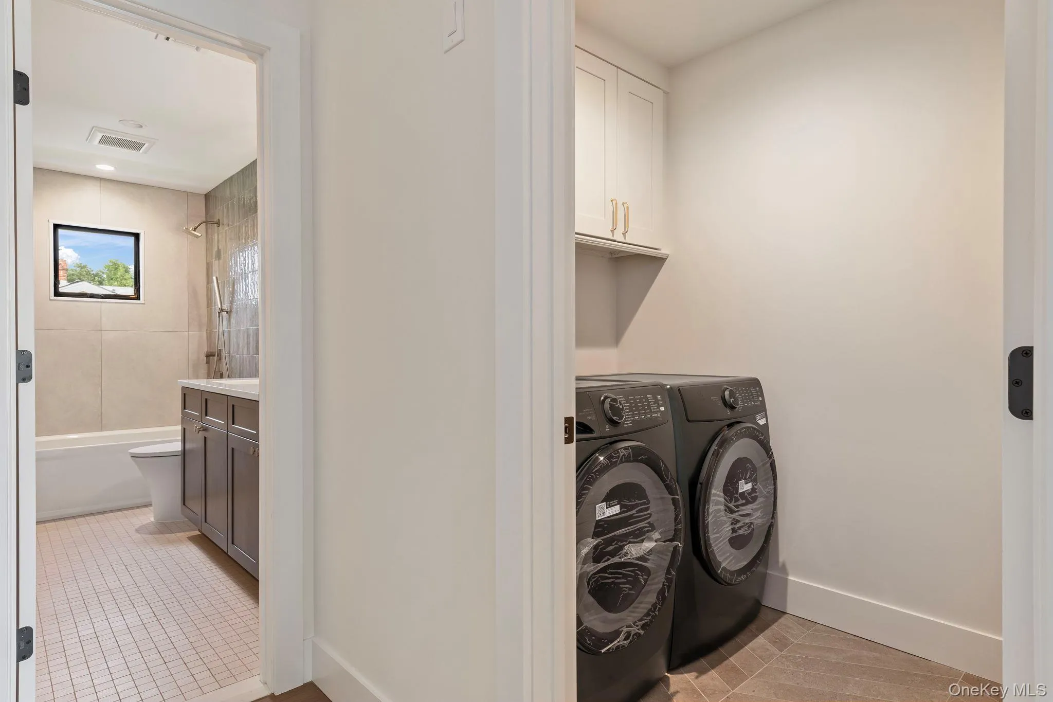 555 Marian Court, Hempstead, NY, 5 Bedrooms Bedrooms, 18 Rooms Rooms,5 BathroomsBathrooms,Residential,For Rent,Marian,0,971681 555 Marian Court, Hempstead, NY, 5 Bedrooms Bedrooms, 18 Rooms Rooms,5 BathroomsBathrooms,Residential,For Rent,Marian,0,971681