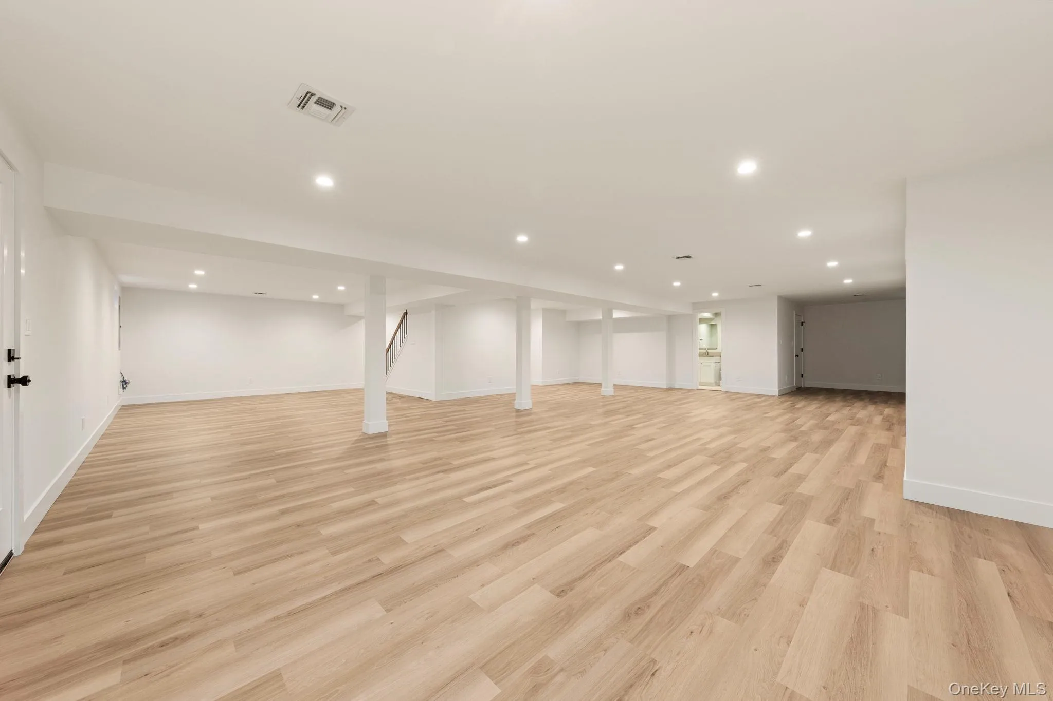555 Marian Court, Hempstead, NY, 5 Bedrooms Bedrooms, 18 Rooms Rooms,5 BathroomsBathrooms,Residential,For Rent,Marian,0,971681 555 Marian Court, Hempstead, NY, 5 Bedrooms Bedrooms, 18 Rooms Rooms,5 BathroomsBathrooms,Residential,For Rent,Marian,0,971681