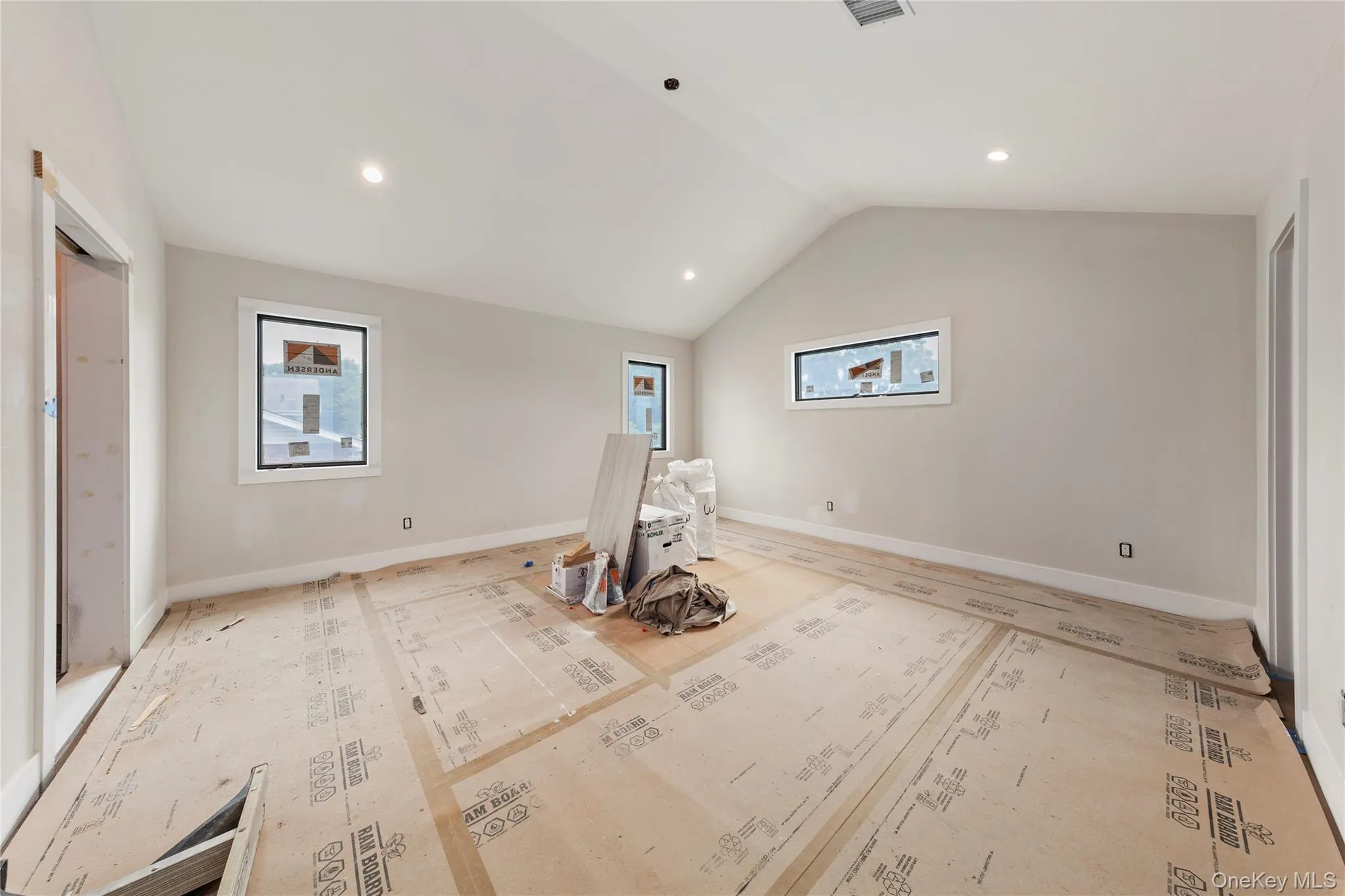 555 Marian Court, Hempstead, NY, 5 Bedrooms Bedrooms, 18 Rooms Rooms,5 BathroomsBathrooms,Residential,For Rent,Marian,0,971681 555 Marian Court, Hempstead, NY, 5 Bedrooms Bedrooms, 18 Rooms Rooms,5 BathroomsBathrooms,Residential,For Rent,Marian,0,971681