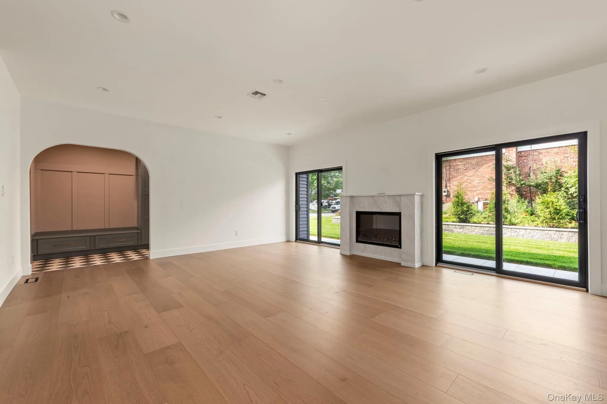 555 Marian Court, Hempstead, NY, 5 Bedrooms Bedrooms, 18 Rooms Rooms,5 BathroomsBathrooms,Residential,For Rent,Marian,0,971681 555 Marian Court, Hempstead, NY, 5 Bedrooms Bedrooms, 18 Rooms Rooms,5 BathroomsBathrooms,Residential,For Rent,Marian,0,971681