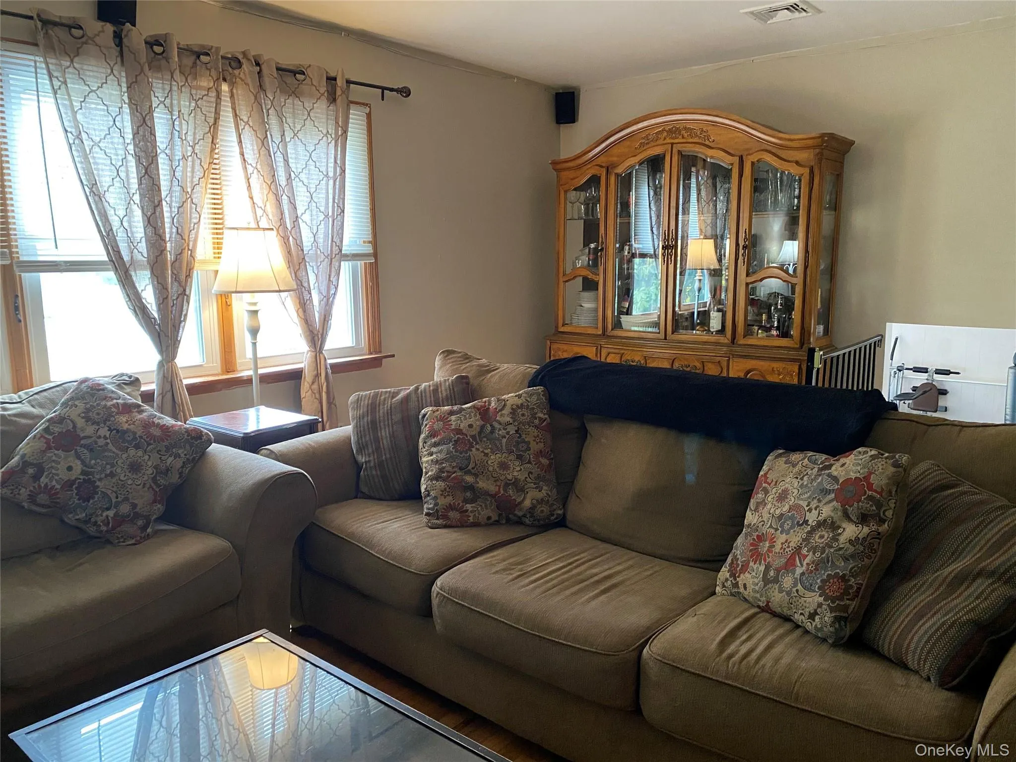 43 Duelk Avenue, Monroe, NY, 4 Bedrooms Bedrooms, 7 Rooms Rooms,1 BathroomBathrooms,Residential Sale,For Rent,Duelk,0,971682 43 Duelk Avenue, Monroe, NY, 4 Bedrooms Bedrooms, 7 Rooms Rooms,1 BathroomBathrooms,Residential Sale,For Rent,Duelk,0,971682