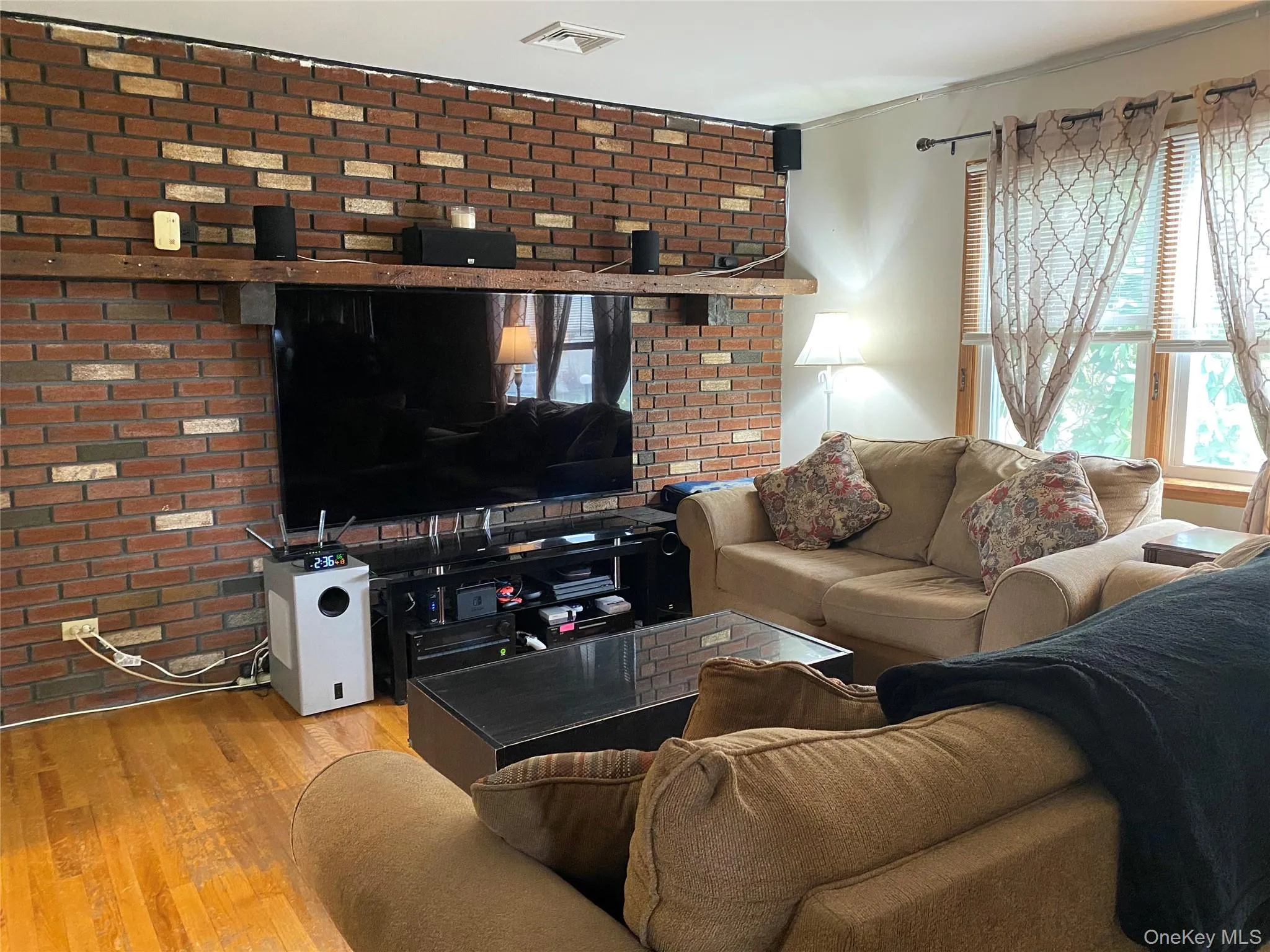 With hardwood floors. With hardwood floors.