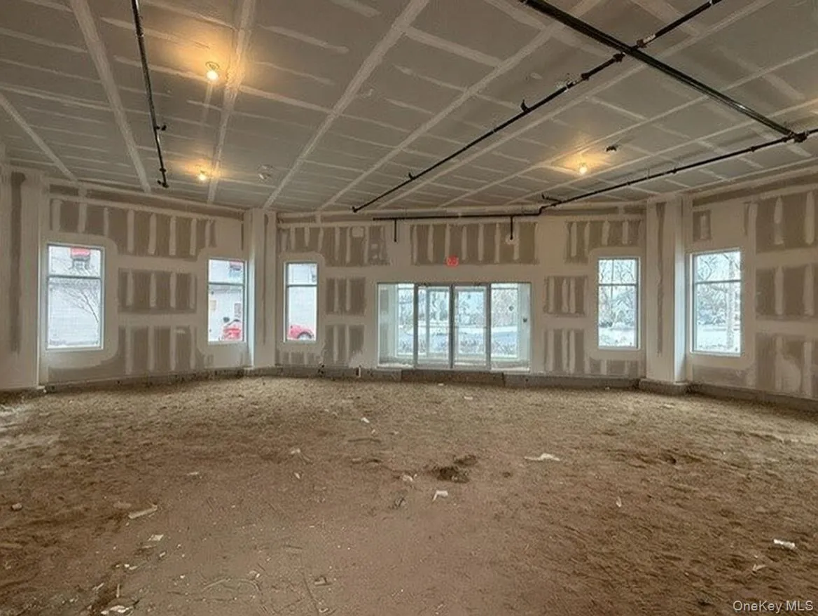 227 4th Avenue, Islip, NY, ,Commercial Lease,For Rent,4th,0,971686 227 4th Avenue, Islip, NY, ,Commercial Lease,For Rent,4th,0,971686