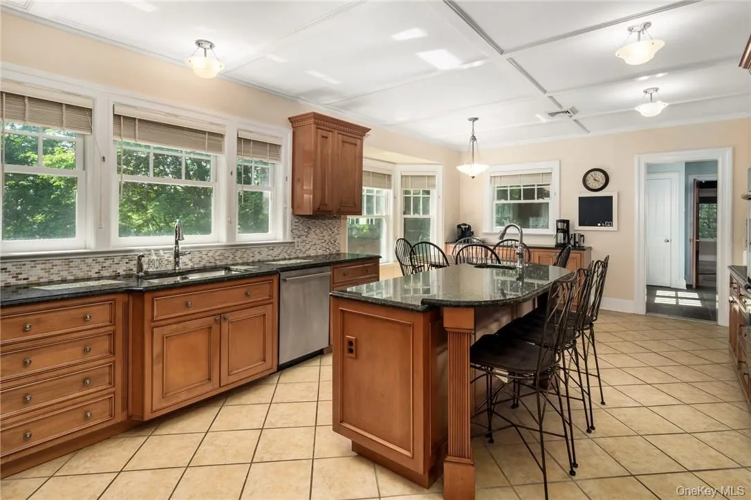 Chefs Kitchen w/Gourmet Appliances Chefs Kitchen w/Gourmet Appliances