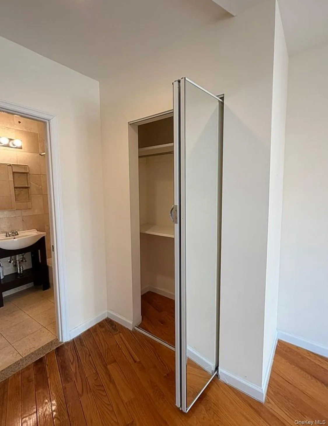 8265 116th Street, New York, NY, 2 Bedrooms Bedrooms, 5 Rooms Rooms,2 BathroomsBathrooms,Residential Lease,For Rent,116th,0,971723 8265 116th Street, New York, NY, 2 Bedrooms Bedrooms, 5 Rooms Rooms,2 BathroomsBathrooms,Residential Lease,For Rent,116th,0,971723