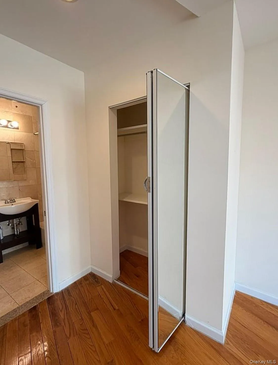 8265 116th Street, New York, NY, 2 Bedrooms Bedrooms, 5 Rooms Rooms,2 BathroomsBathrooms,Residential Lease,For Rent,116th,0,971723 8265 116th Street, New York, NY, 2 Bedrooms Bedrooms, 5 Rooms Rooms,2 BathroomsBathrooms,Residential Lease,For Rent,116th,0,971723