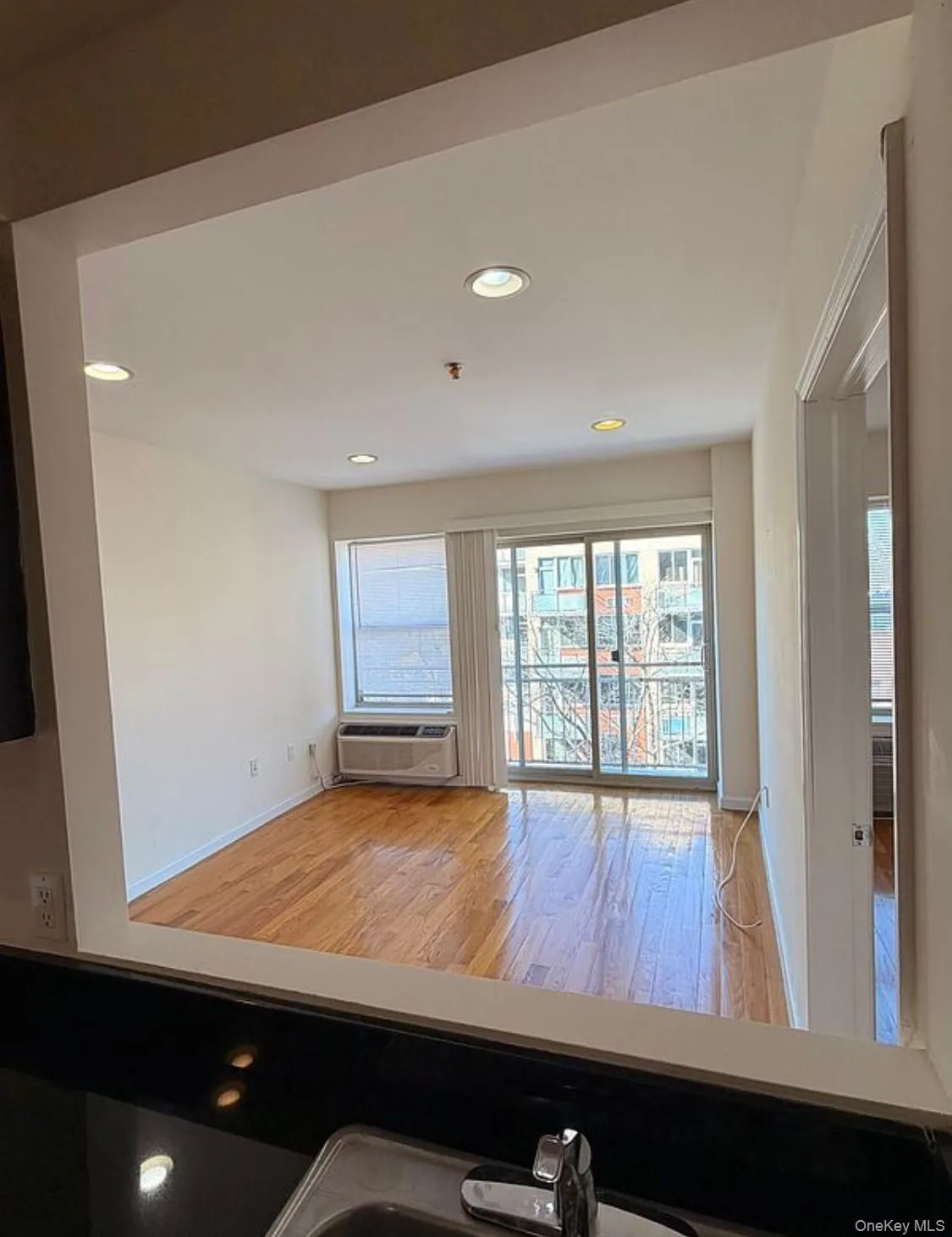 8265 116th Street, New York, NY, 2 Bedrooms Bedrooms, 5 Rooms Rooms,2 BathroomsBathrooms,Residential Lease,For Rent,116th,0,971723 8265 116th Street, New York, NY, 2 Bedrooms Bedrooms, 5 Rooms Rooms,2 BathroomsBathrooms,Residential Lease,For Rent,116th,0,971723