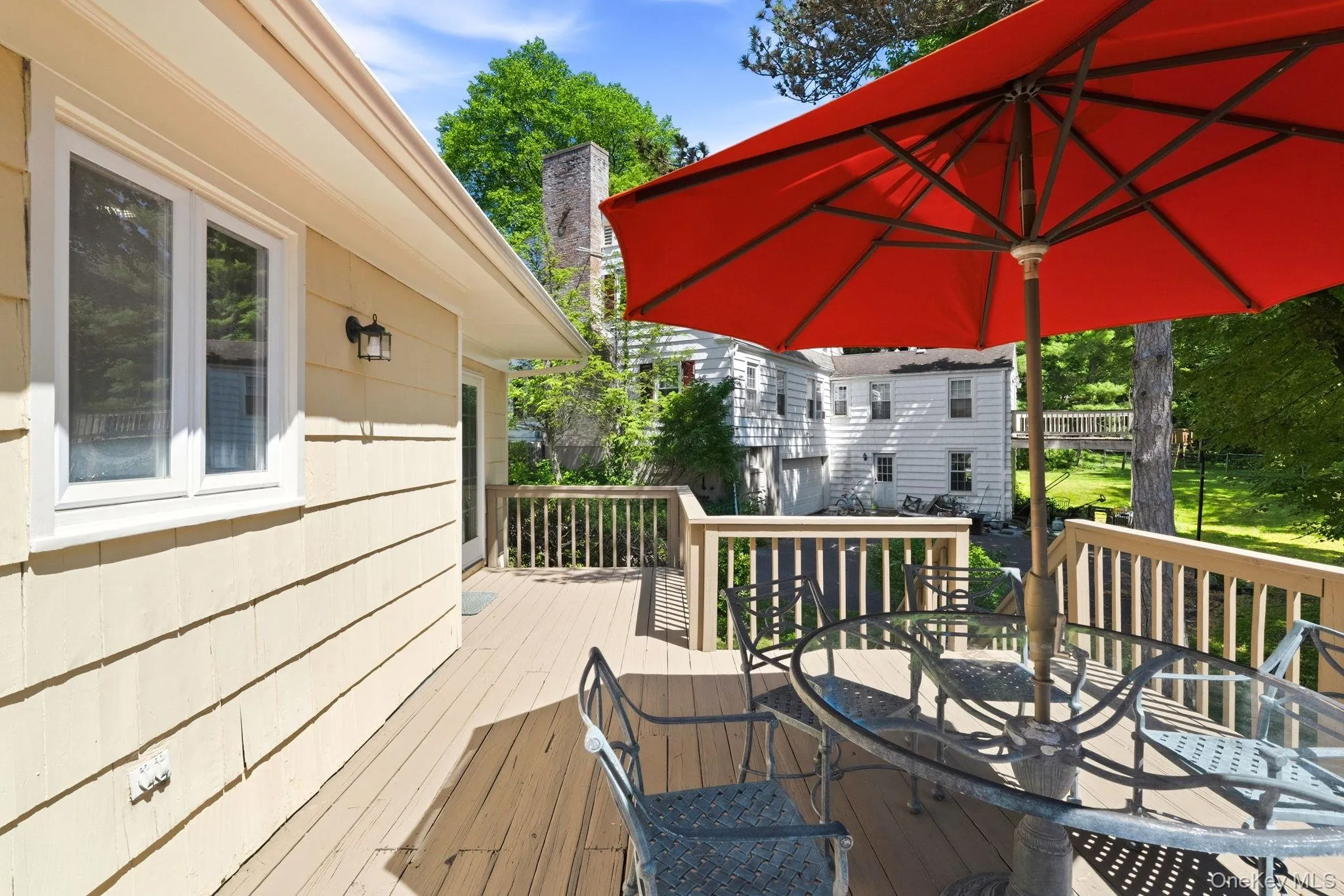 Your outdoor living room under the open sky. Your outdoor living room under the open sky.