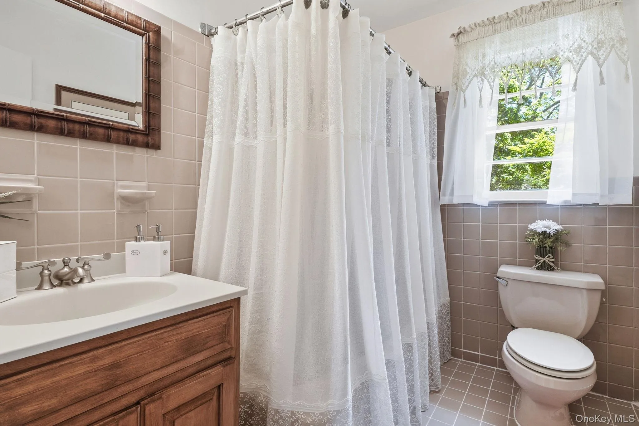 Hall Bathroom Hall Bathroom