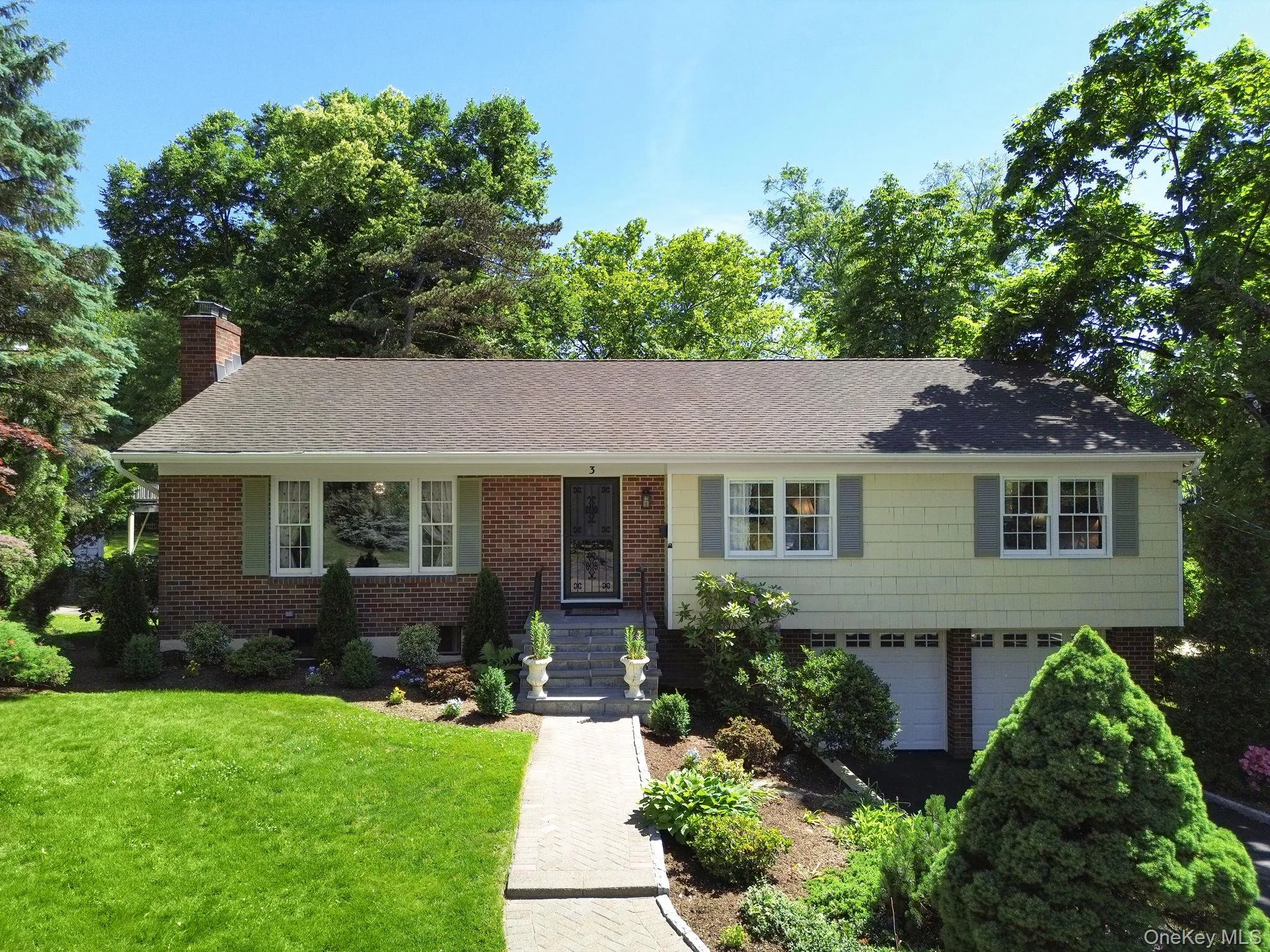 3 Dupont Avenue, White Plains, NY, 3 Bedrooms Bedrooms, 7 Rooms Rooms,2 BathroomsBathrooms,Residential,For Rent,Dupont,0,971728 3 Dupont Avenue, White Plains, NY, 3 Bedrooms Bedrooms, 7 Rooms Rooms,2 BathroomsBathrooms,Residential,For Rent,Dupont,0,971728
