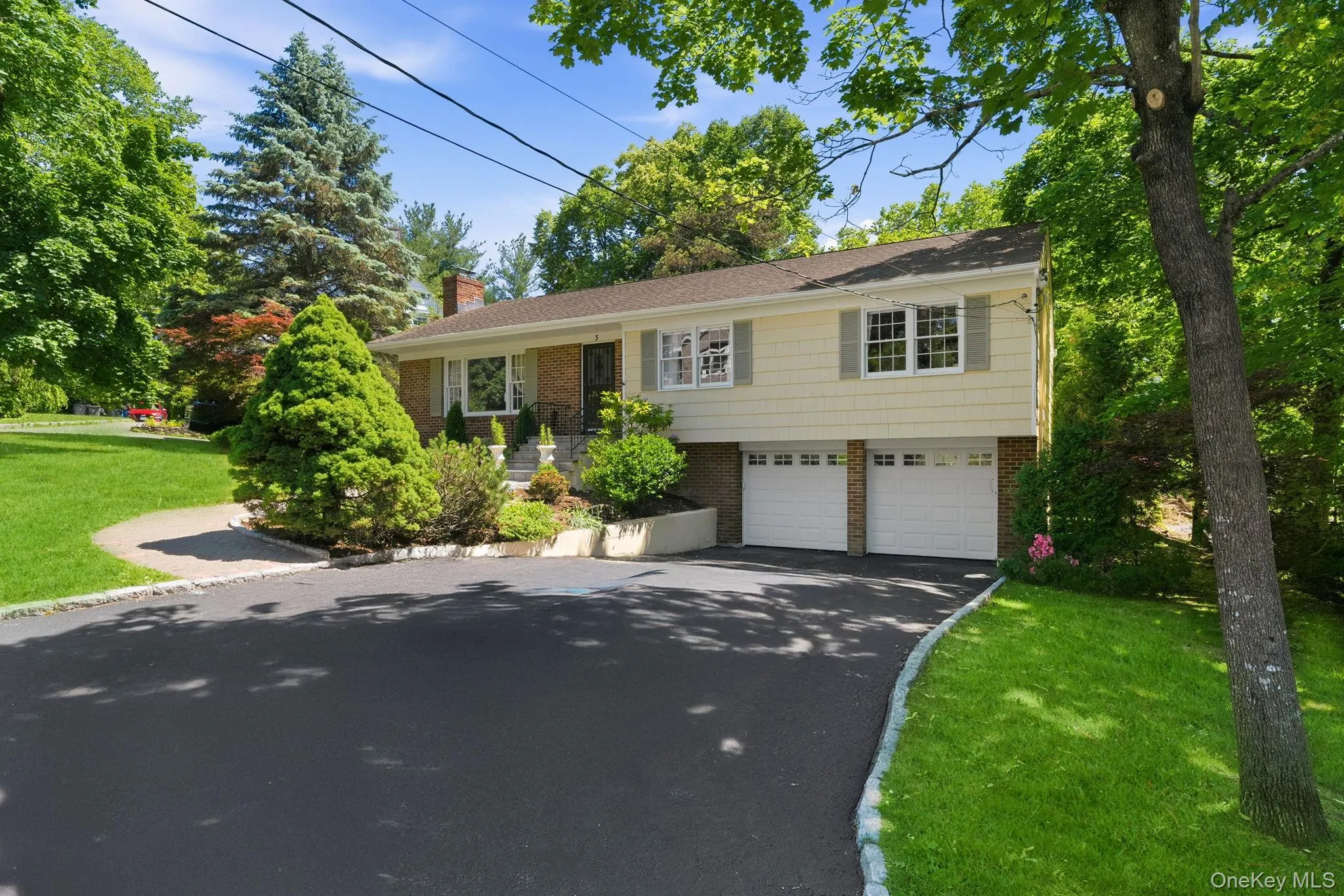 3 Dupont Avenue, White Plains, NY, 3 Bedrooms Bedrooms, 7 Rooms Rooms,2 BathroomsBathrooms,Residential,For Rent,Dupont,0,971728 3 Dupont Avenue, White Plains, NY, 3 Bedrooms Bedrooms, 7 Rooms Rooms,2 BathroomsBathrooms,Residential,For Rent,Dupont,0,971728