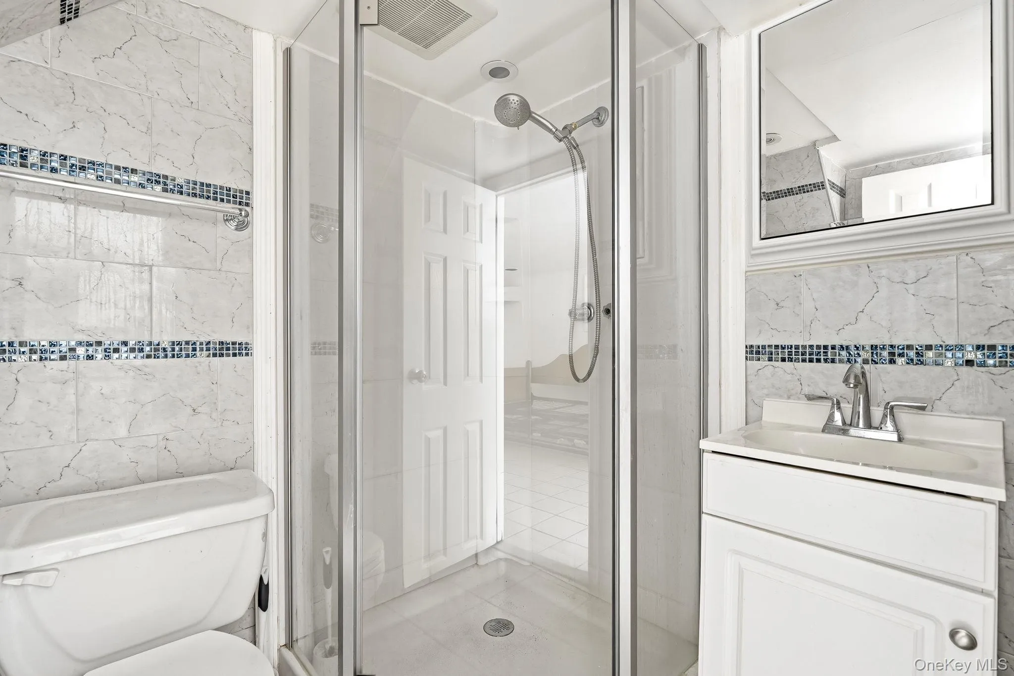 Lower Level Full Bathroom. Lower Level Full Bathroom.