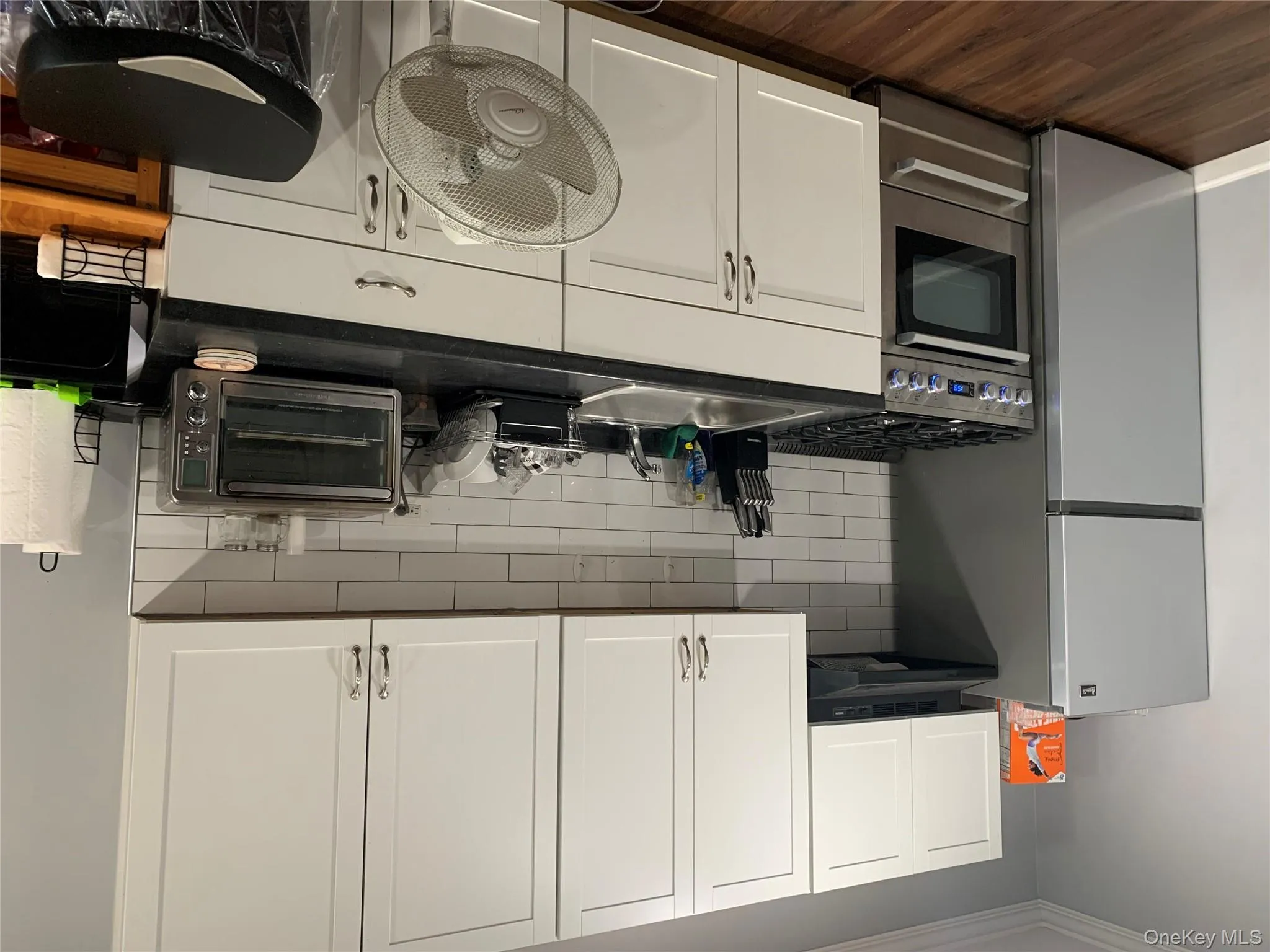 21-29 Audrey Avenue, Oyster Bay, NY, 2 Rooms Rooms,1 BathroomBathrooms,Residential Lease,For Rent,Audrey,0,971744 21-29 Audrey Avenue, Oyster Bay, NY, 2 Rooms Rooms,1 BathroomBathrooms,Residential Lease,For Rent,Audrey,0,971744