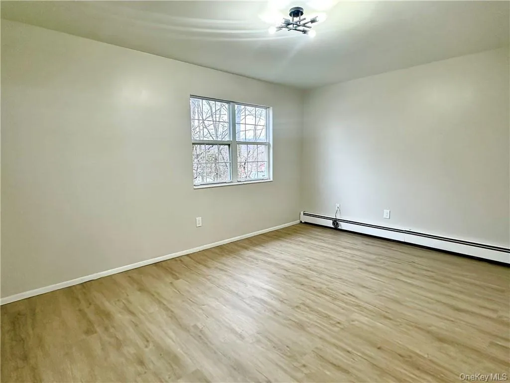 13-19 Cole Street, Port Jervis, NY, 1 Bedroom Bedrooms, 4 Rooms Rooms,1 BathroomBathrooms,Residential Lease,For Rent,Cole,0,971748 13-19 Cole Street, Port Jervis, NY, 1 Bedroom Bedrooms, 4 Rooms Rooms,1 BathroomBathrooms,Residential Lease,For Rent,Cole,0,971748