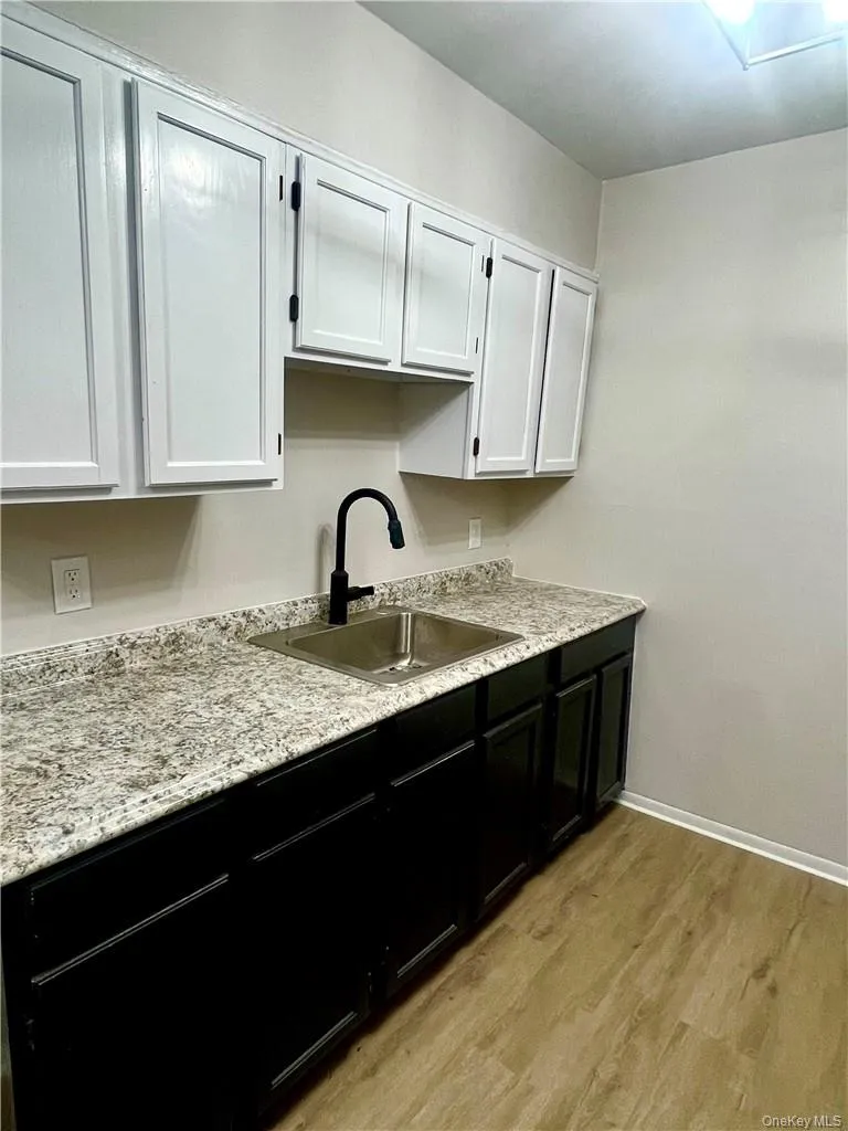 13-19 Cole Street, Port Jervis, NY, 1 Bedroom Bedrooms, 4 Rooms Rooms,1 BathroomBathrooms,Residential Lease,For Rent,Cole,0,971748 13-19 Cole Street, Port Jervis, NY, 1 Bedroom Bedrooms, 4 Rooms Rooms,1 BathroomBathrooms,Residential Lease,For Rent,Cole,0,971748