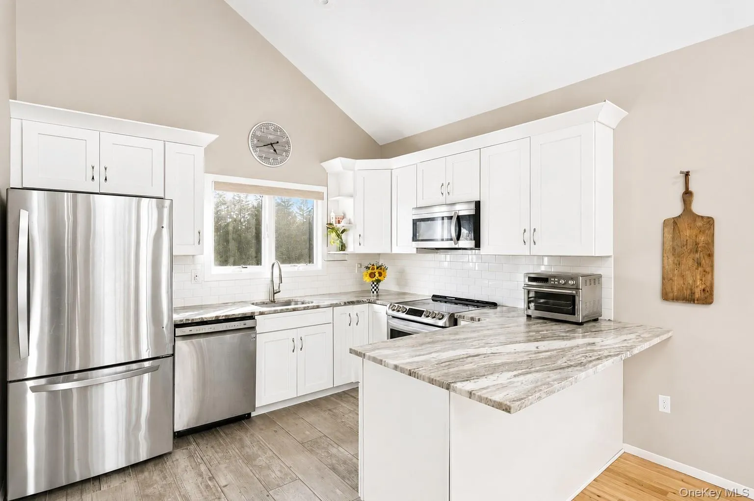 39 Tanners Neck Lane, Southampton, NY, 4 Bedrooms Bedrooms, 6 Rooms Rooms,3 BathroomsBathrooms,Residential,For Rent,Tanners Neck,0,971749 39 Tanners Neck Lane, Southampton, NY, 4 Bedrooms Bedrooms, 6 Rooms Rooms,3 BathroomsBathrooms,Residential,For Rent,Tanners Neck,0,971749
