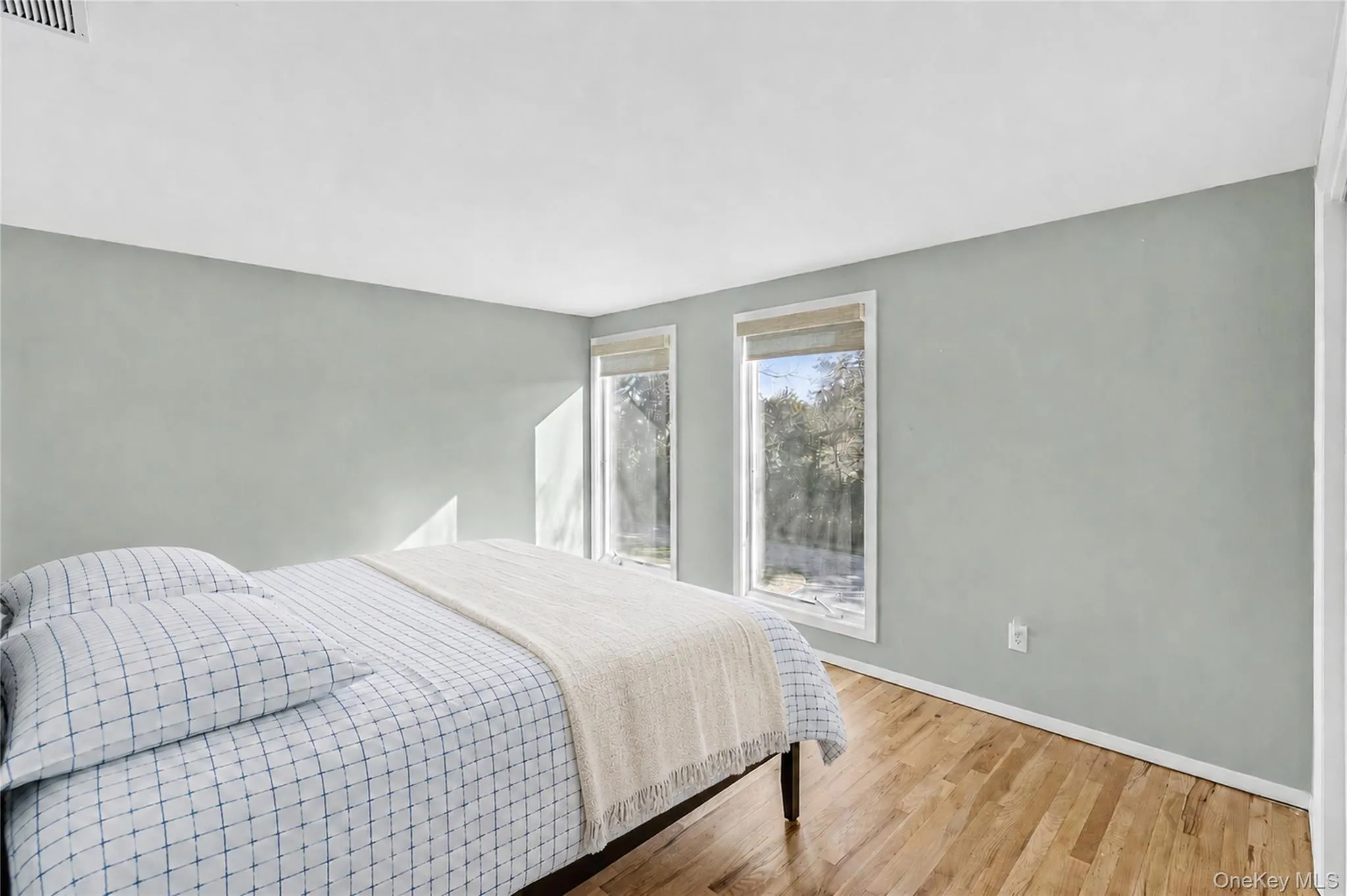 39 Tanners Neck Lane, Southampton, NY, 4 Bedrooms Bedrooms, 6 Rooms Rooms,3 BathroomsBathrooms,Residential,For Rent,Tanners Neck,0,971749 39 Tanners Neck Lane, Southampton, NY, 4 Bedrooms Bedrooms, 6 Rooms Rooms,3 BathroomsBathrooms,Residential,For Rent,Tanners Neck,0,971749