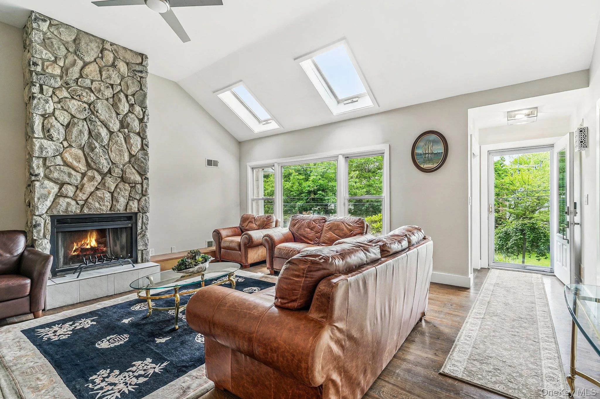 45 Rugby Road, New Rochelle, NY, 4 Bedrooms Bedrooms, 8 Rooms Rooms,2 BathroomsBathrooms,Residential,For Rent,Rugby,0,971762 45 Rugby Road, New Rochelle, NY, 4 Bedrooms Bedrooms, 8 Rooms Rooms,2 BathroomsBathrooms,Residential,For Rent,Rugby,0,971762
