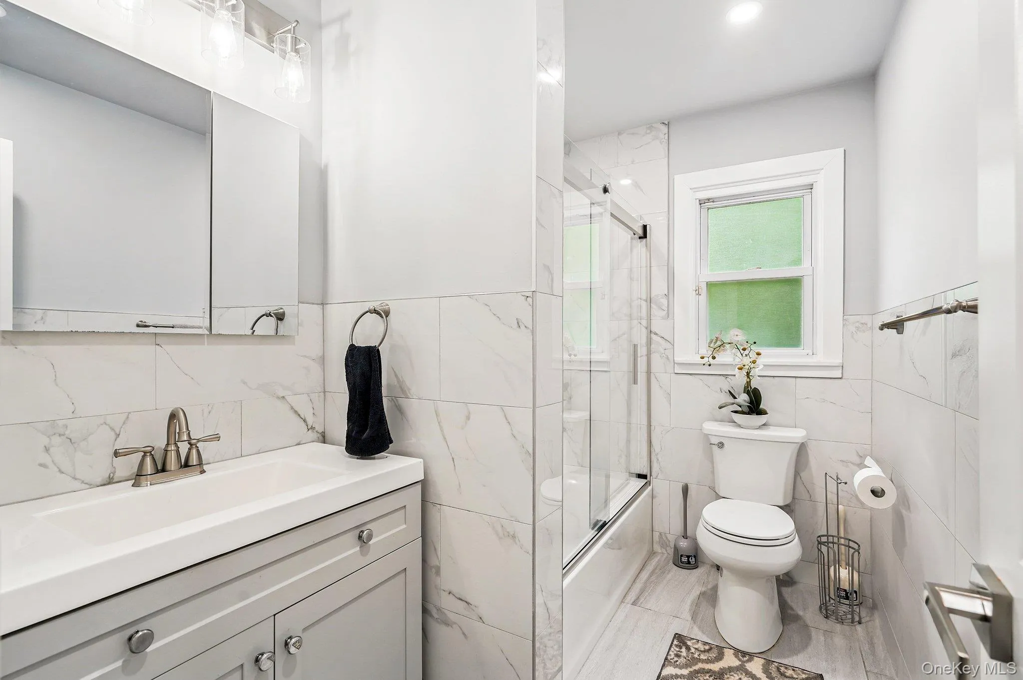 45 Rugby Road, New Rochelle, NY, 4 Bedrooms Bedrooms, 8 Rooms Rooms,2 BathroomsBathrooms,Residential,For Rent,Rugby,0,971762 45 Rugby Road, New Rochelle, NY, 4 Bedrooms Bedrooms, 8 Rooms Rooms,2 BathroomsBathrooms,Residential,For Rent,Rugby,0,971762