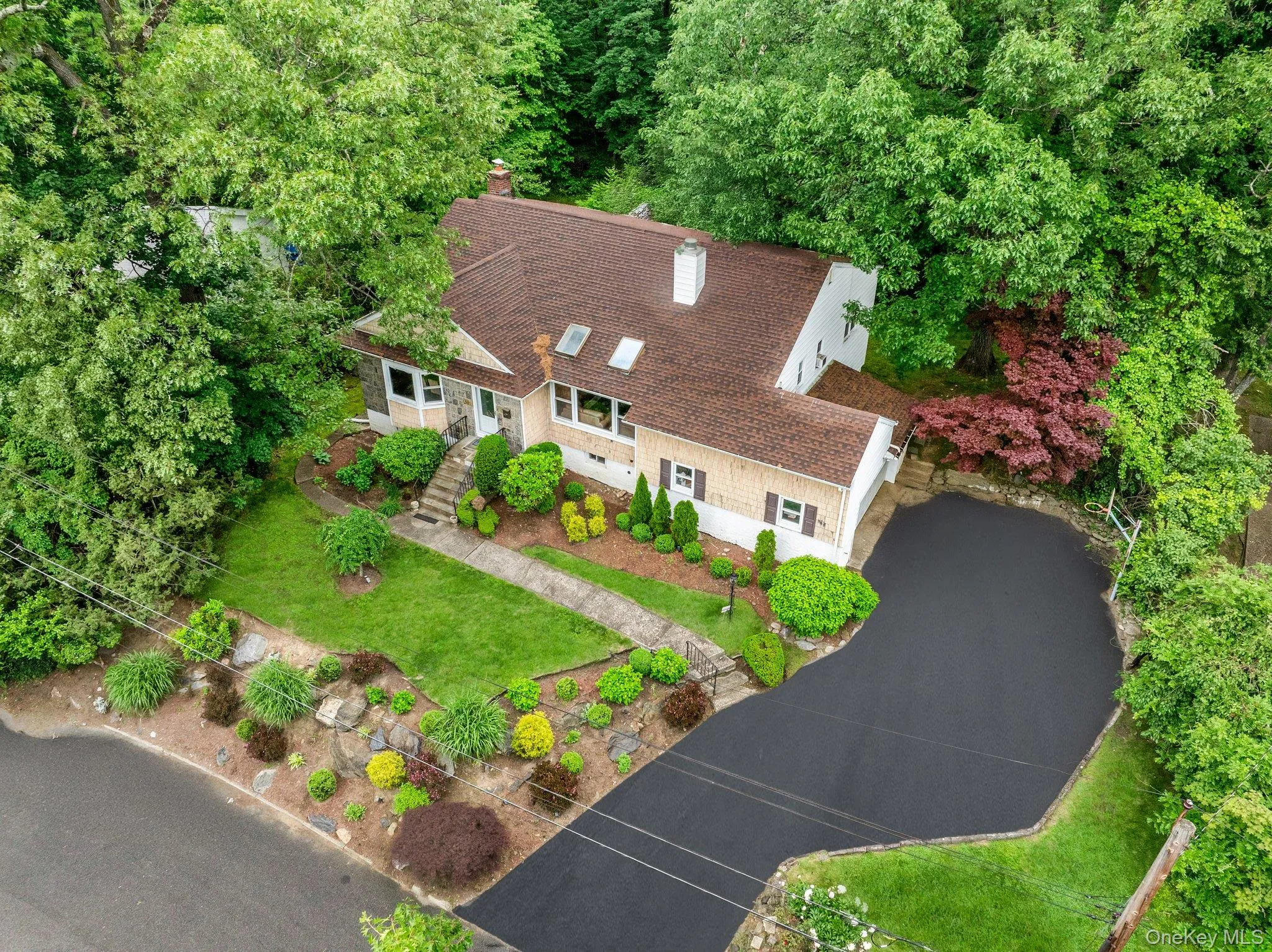 45 Rugby Road, New Rochelle, NY, 4 Bedrooms Bedrooms, 8 Rooms Rooms,2 BathroomsBathrooms,Residential,For Rent,Rugby,0,971762 45 Rugby Road, New Rochelle, NY, 4 Bedrooms Bedrooms, 8 Rooms Rooms,2 BathroomsBathrooms,Residential,For Rent,Rugby,0,971762