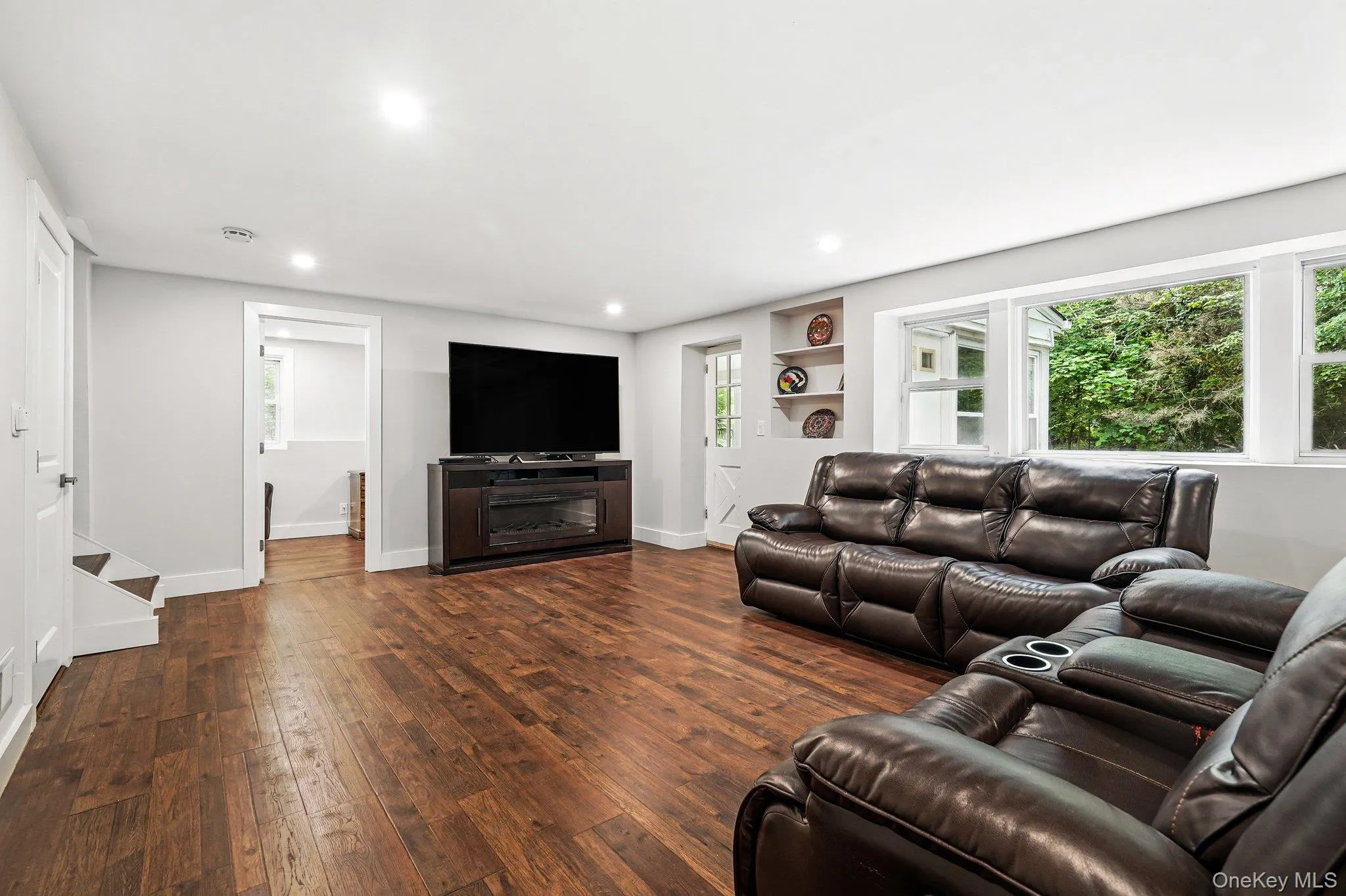 45 Rugby Road, New Rochelle, NY, 4 Bedrooms Bedrooms, 8 Rooms Rooms,2 BathroomsBathrooms,Residential,For Rent,Rugby,0,971762 45 Rugby Road, New Rochelle, NY, 4 Bedrooms Bedrooms, 8 Rooms Rooms,2 BathroomsBathrooms,Residential,For Rent,Rugby,0,971762