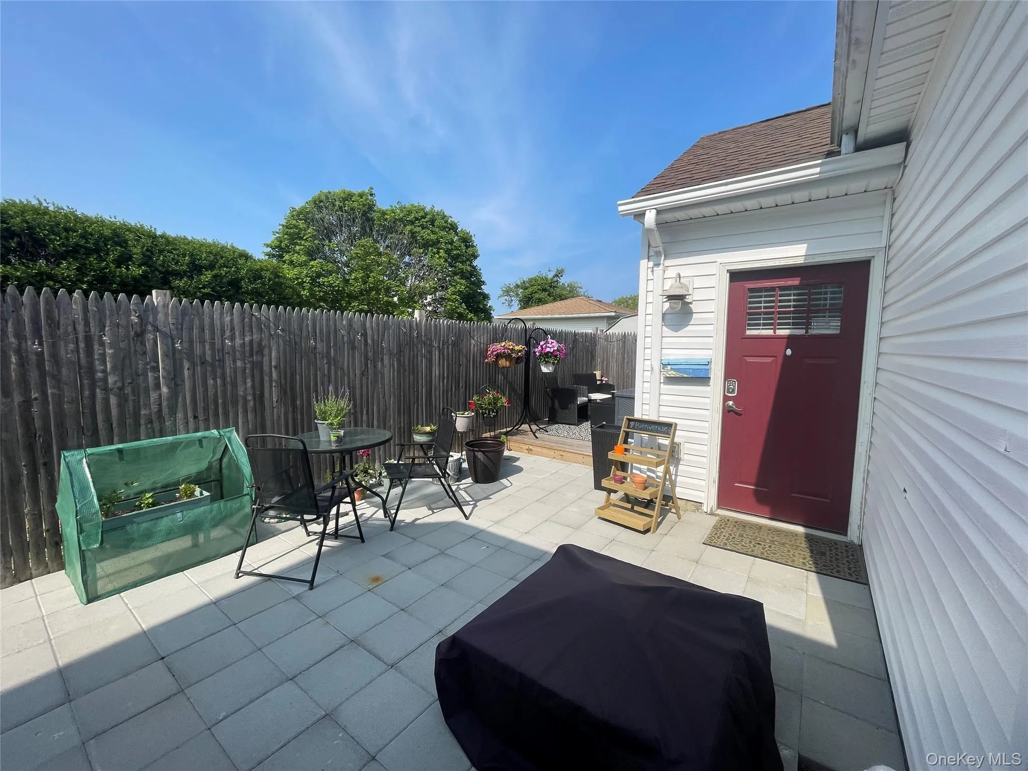 Accessory apartment private yard Accessory apartment private yard