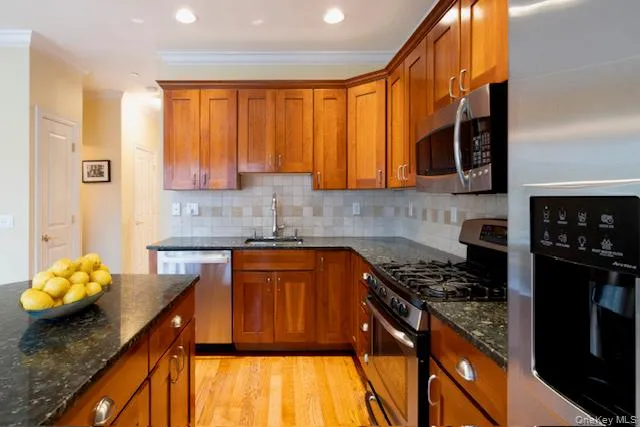 31 1st Street, Pelham, NY, 3 Bedrooms Bedrooms, 11 Rooms Rooms,3 BathroomsBathrooms,Residential,For Rent,1st,0,971799 31 1st Street, Pelham, NY, 3 Bedrooms Bedrooms, 11 Rooms Rooms,3 BathroomsBathrooms,Residential,For Rent,1st,0,971799