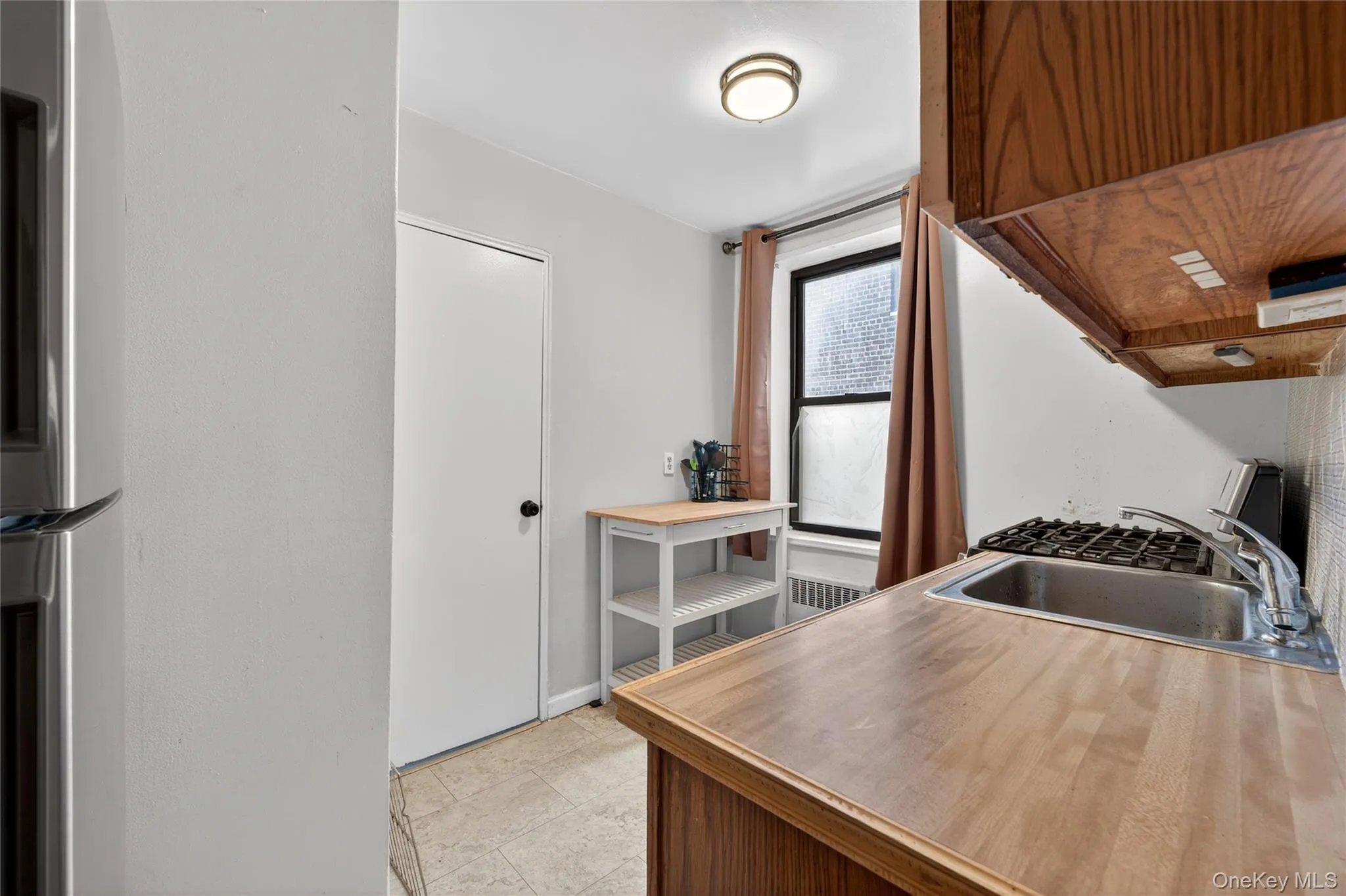 8385 116th Street, New York, NY, 2 Bedrooms Bedrooms, 5 Rooms Rooms,1 BathroomBathrooms,Residential Sale,For Rent,116th,0,971804 8385 116th Street, New York, NY, 2 Bedrooms Bedrooms, 5 Rooms Rooms,1 BathroomBathrooms,Residential Sale,For Rent,116th,0,971804