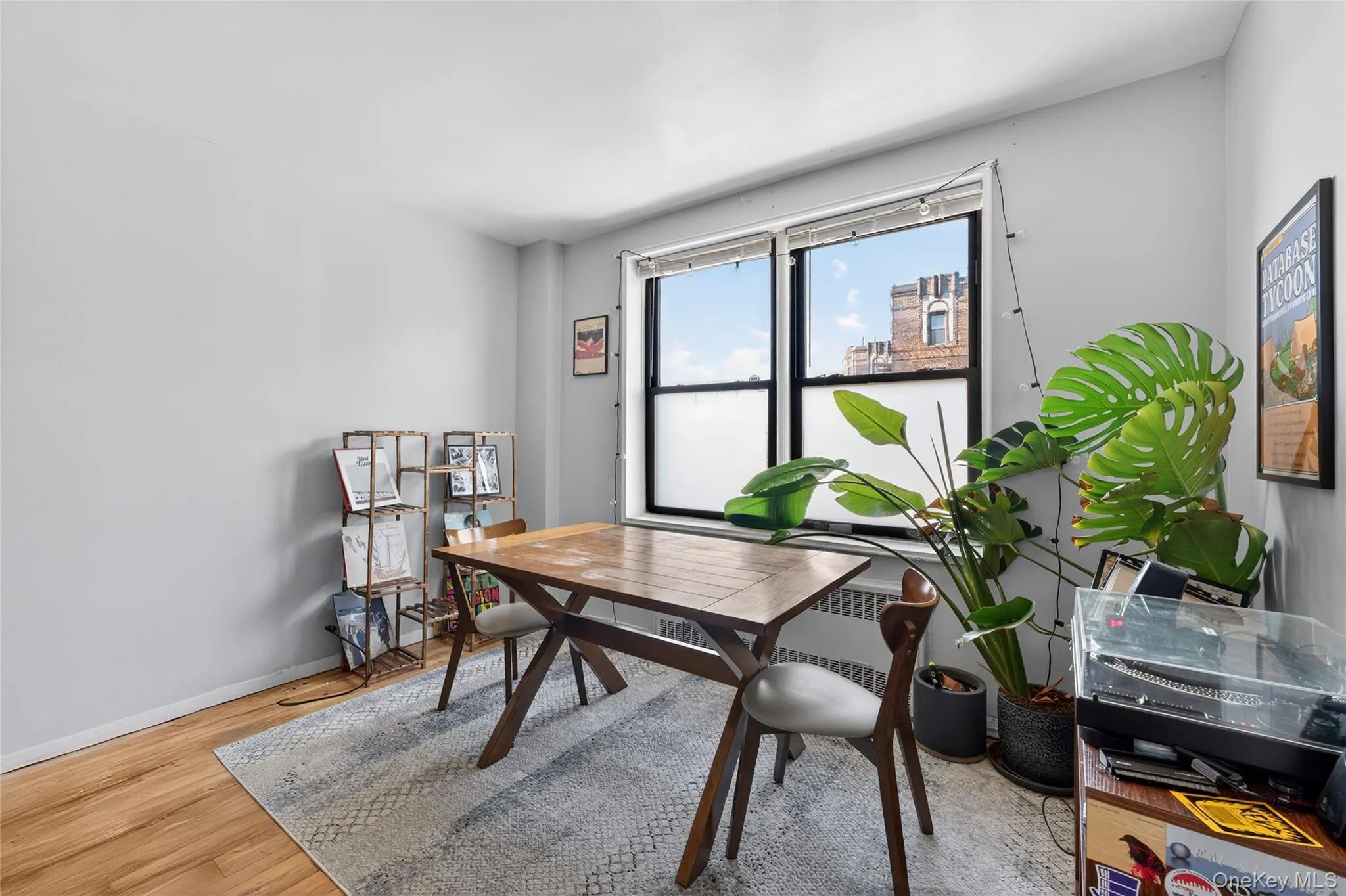 8385 116th Street, New York, NY, 2 Bedrooms Bedrooms, 5 Rooms Rooms,1 BathroomBathrooms,Residential Sale,For Rent,116th,0,971804 8385 116th Street, New York, NY, 2 Bedrooms Bedrooms, 5 Rooms Rooms,1 BathroomBathrooms,Residential Sale,For Rent,116th,0,971804