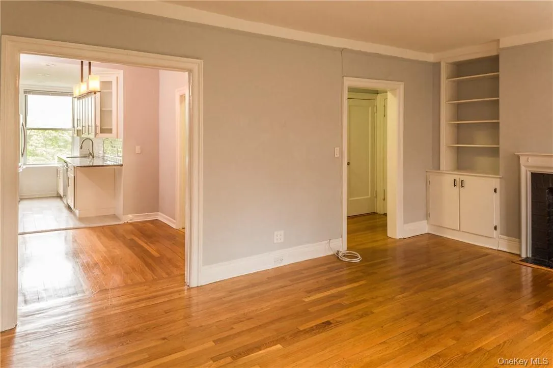 View from the Living Room into the Dining Area, Kitchen and Entrance Hall. View from the Living Room into the Dining Area, Kitchen and Entrance Hall.