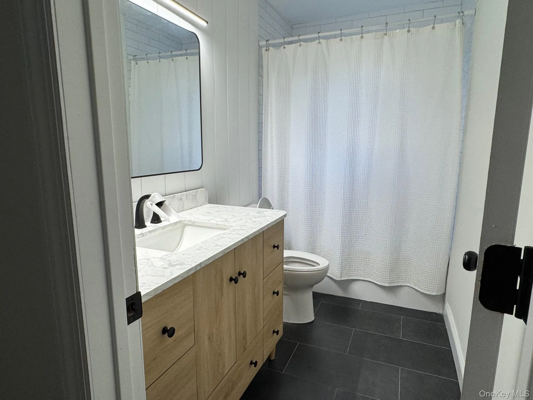 43 Shore Road, Islip, NY, 4 Bedrooms Bedrooms, 8 Rooms Rooms,3 BathroomsBathrooms,Residential,For Rent,Shore,0,971815 43 Shore Road, Islip, NY, 4 Bedrooms Bedrooms, 8 Rooms Rooms,3 BathroomsBathrooms,Residential,For Rent,Shore,0,971815