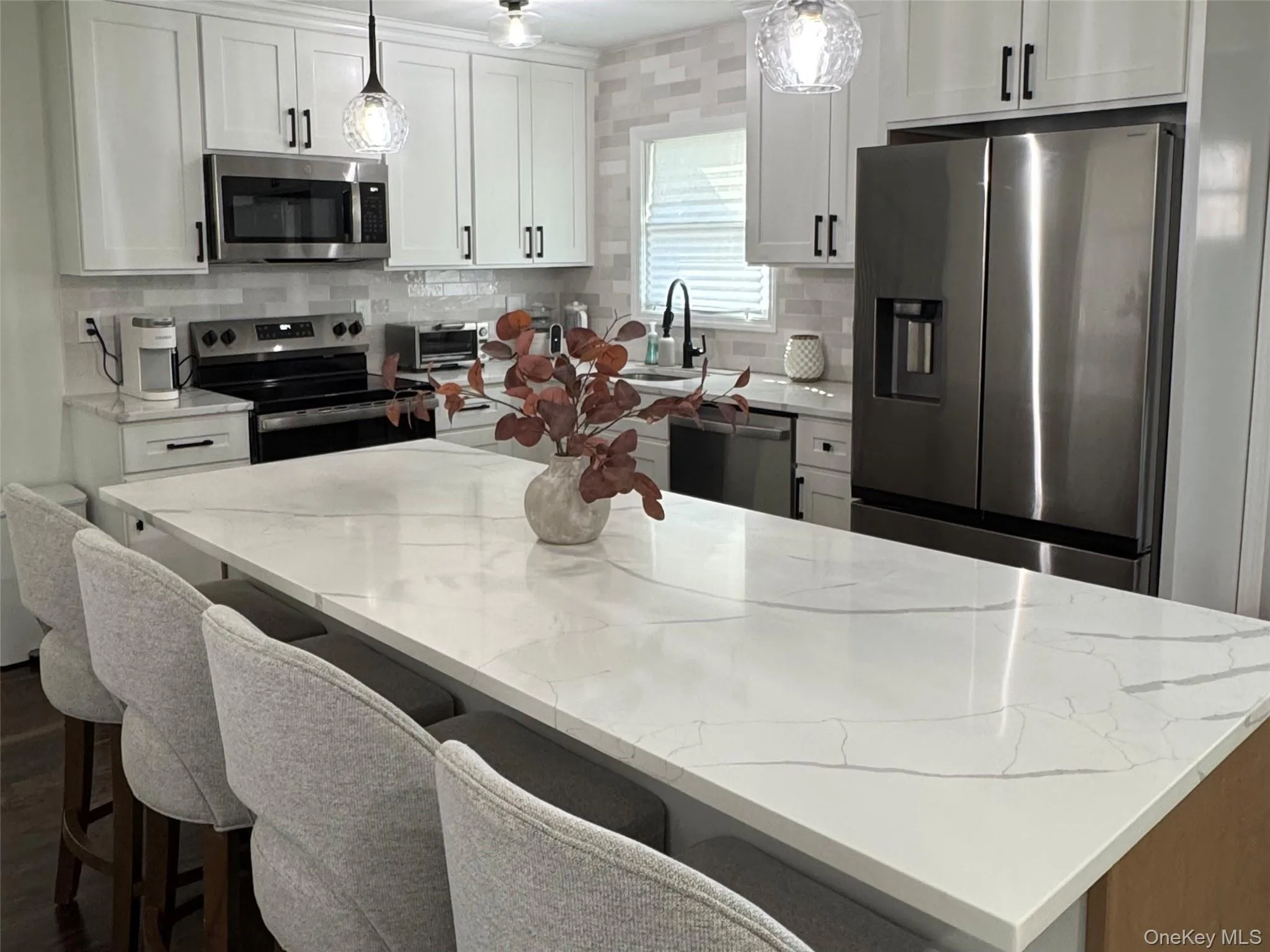 43 Shore Road, Islip, NY, 4 Bedrooms Bedrooms, 8 Rooms Rooms,3 BathroomsBathrooms,Residential,For Rent,Shore,0,971815 43 Shore Road, Islip, NY, 4 Bedrooms Bedrooms, 8 Rooms Rooms,3 BathroomsBathrooms,Residential,For Rent,Shore,0,971815