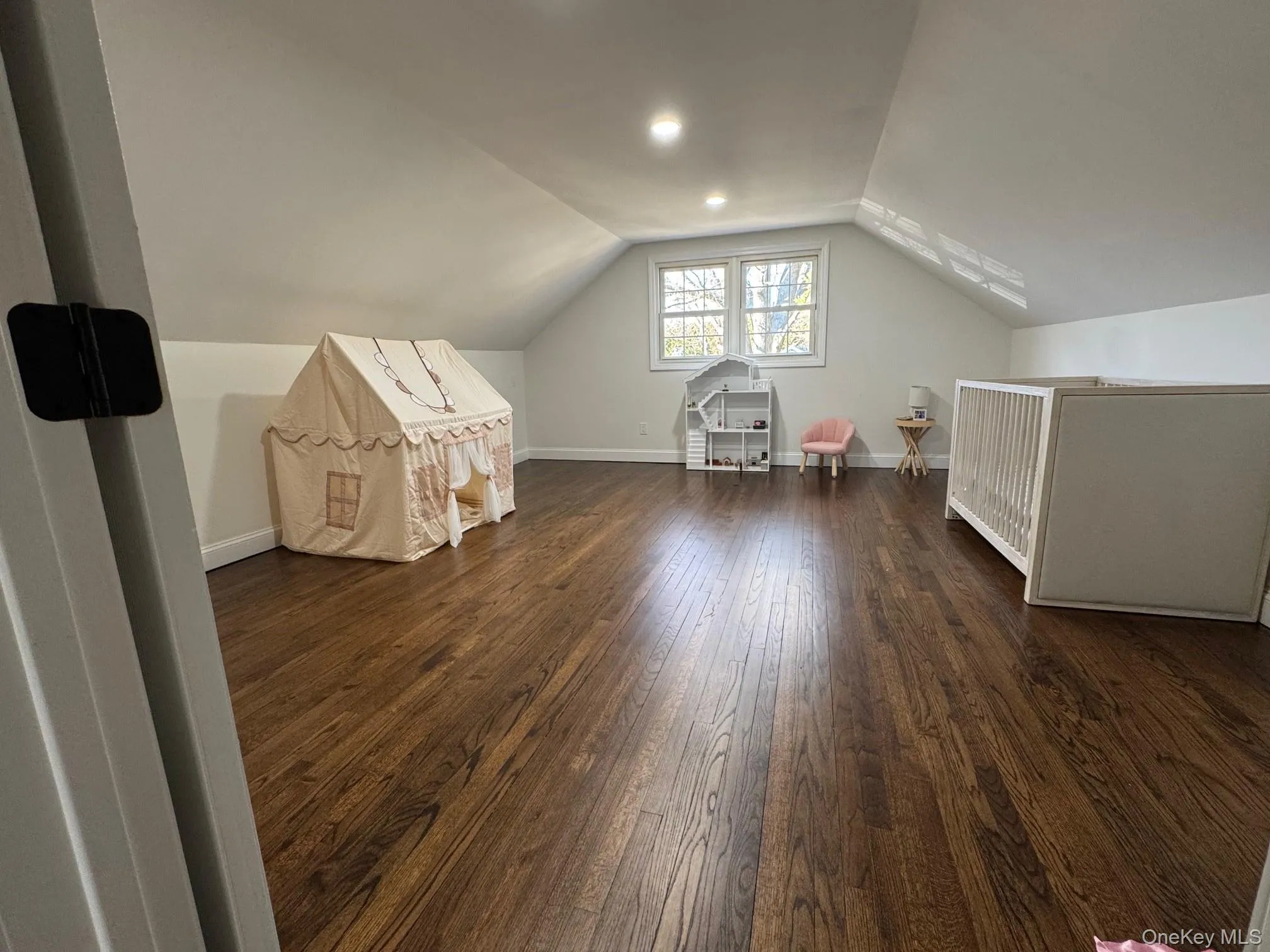 43 Shore Road, Islip, NY, 4 Bedrooms Bedrooms, 8 Rooms Rooms,3 BathroomsBathrooms,Residential,For Rent,Shore,0,971815 43 Shore Road, Islip, NY, 4 Bedrooms Bedrooms, 8 Rooms Rooms,3 BathroomsBathrooms,Residential,For Rent,Shore,0,971815