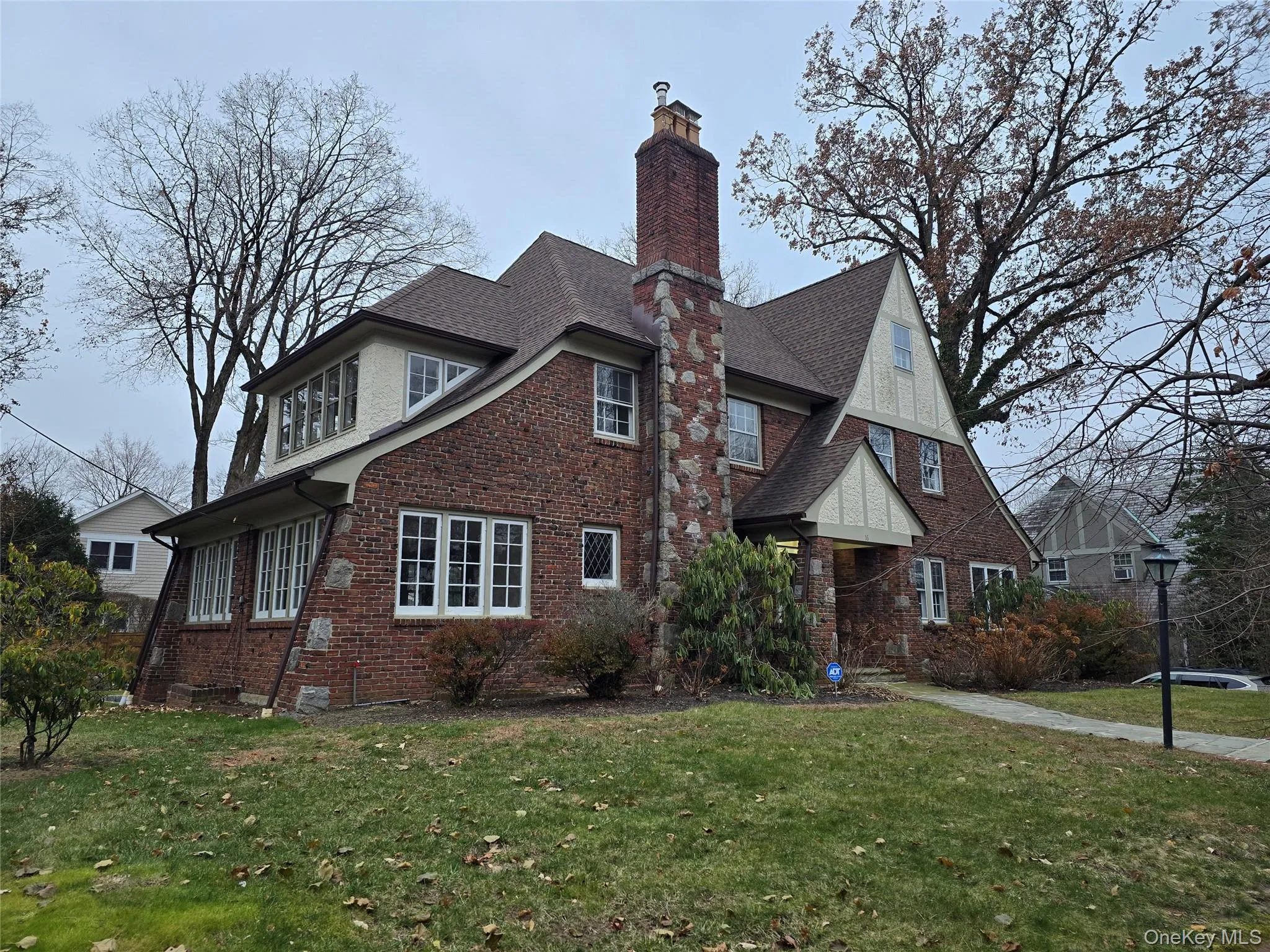 Welcome home's front>>> Welcome home's front>>>