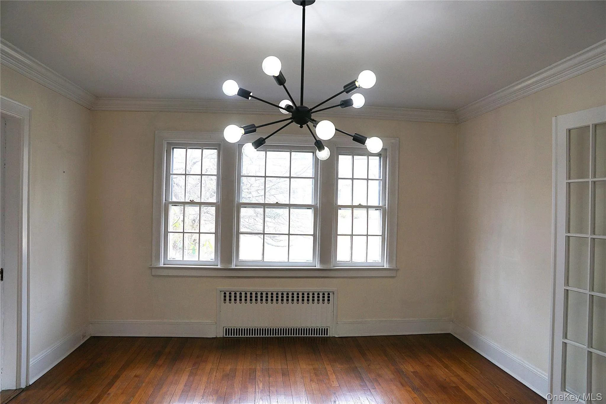 16 Bon Air Avenue, New Rochelle, NY, 4 Bedrooms Bedrooms, 11 Rooms Rooms,3 BathroomsBathrooms,Residential Lease,For Rent,Bon Air,0,971845 16 Bon Air Avenue, New Rochelle, NY, 4 Bedrooms Bedrooms, 11 Rooms Rooms,3 BathroomsBathrooms,Residential Lease,For Rent,Bon Air,0,971845