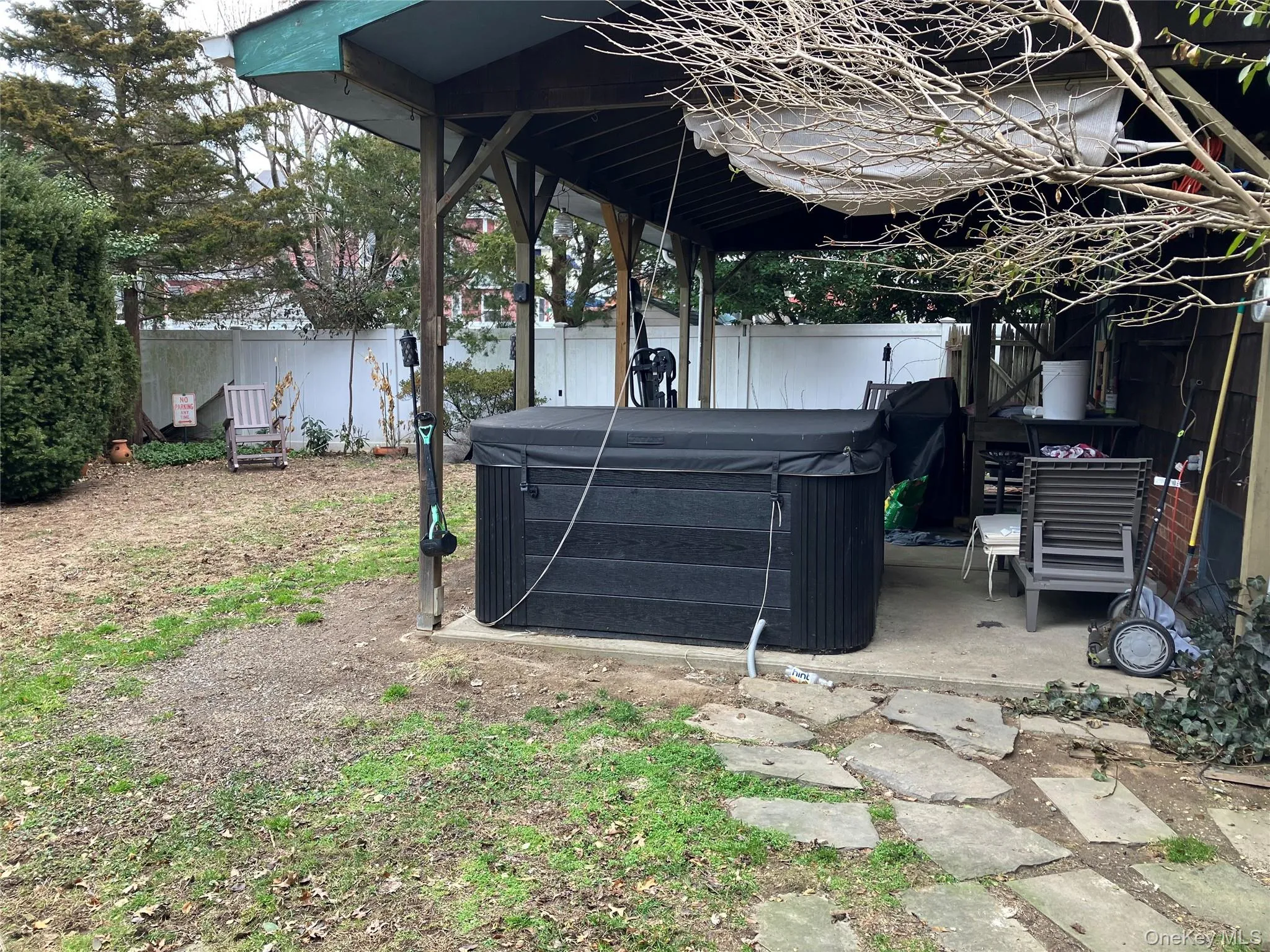 18 Park Avenue, Oyster Bay, NY, 3 Bedrooms Bedrooms, 5 Rooms Rooms,2 BathroomsBathrooms,Residential Lease,For Rent,Park,0,971867 18 Park Avenue, Oyster Bay, NY, 3 Bedrooms Bedrooms, 5 Rooms Rooms,2 BathroomsBathrooms,Residential Lease,For Rent,Park,0,971867
