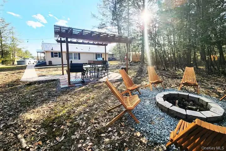 29 Edward Drive, Fallsburg, NY, 2 Bedrooms Bedrooms, 5 Rooms Rooms,2 BathroomsBathrooms,Residential,For Rent,Edward,0,971880 29 Edward Drive, Fallsburg, NY, 2 Bedrooms Bedrooms, 5 Rooms Rooms,2 BathroomsBathrooms,Residential,For Rent,Edward,0,971880