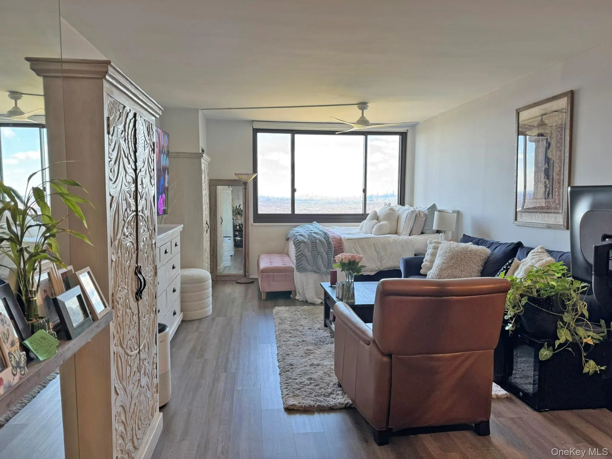 26910 Grand Central Parkway, New York, NY, 2 Rooms Rooms,1 BathroomBathrooms,Residential,For Rent,Grand Central,0,971882 26910 Grand Central Parkway, New York, NY, 2 Rooms Rooms,1 BathroomBathrooms,Residential,For Rent,Grand Central,0,971882