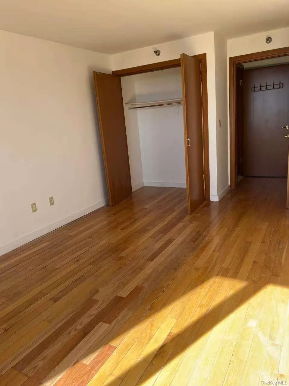 13338 Sanford Avenue, New York, NY, 1 Bedroom Bedrooms, 4 Rooms Rooms,1 BathroomBathrooms,Residential Sale,For Rent,Sanford,0,971904 13338 Sanford Avenue, New York, NY, 1 Bedroom Bedrooms, 4 Rooms Rooms,1 BathroomBathrooms,Residential Sale,For Rent,Sanford,0,971904