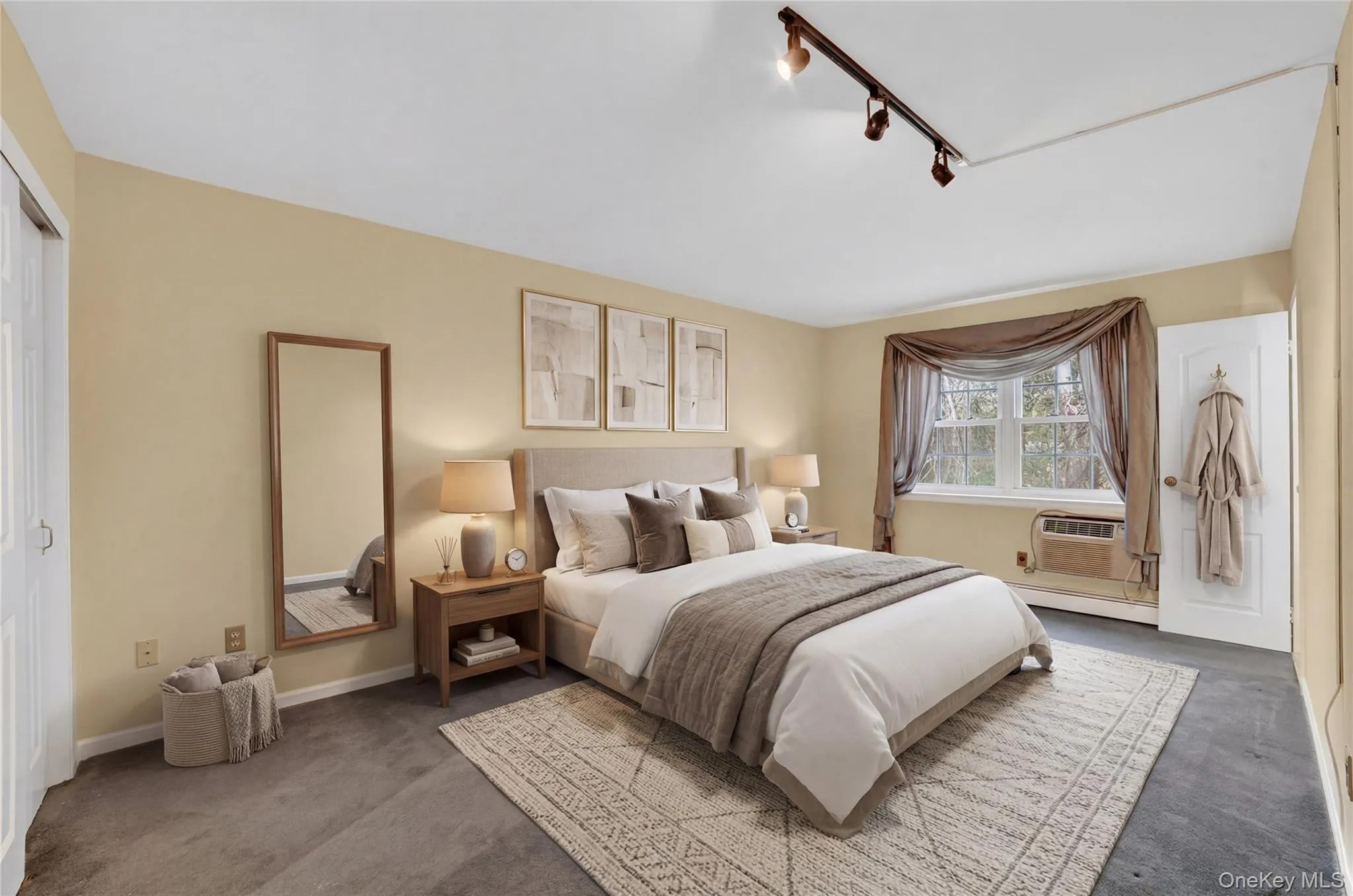 Virtual staged primary bedroom Virtual staged primary bedroom