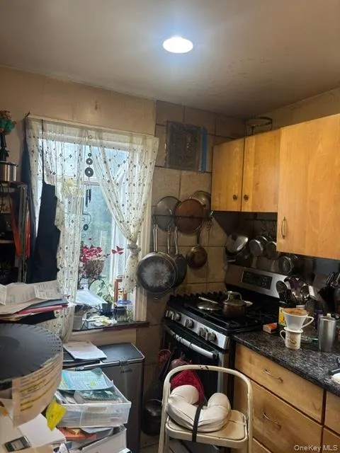 69 Church Street, Greenburgh, NY, 3 Bedrooms Bedrooms, 6 Rooms Rooms,1 BathroomBathrooms,Residential,For Rent,Church,0,971936 69 Church Street, Greenburgh, NY, 3 Bedrooms Bedrooms, 6 Rooms Rooms,1 BathroomBathrooms,Residential,For Rent,Church,0,971936