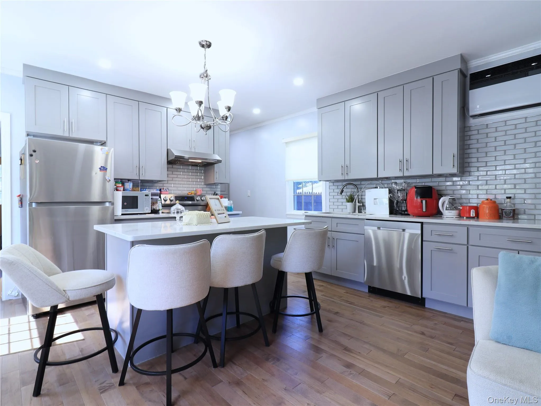 6 Morris Lane, North Hempstead, NY, 3 Bedrooms Bedrooms, 8 Rooms Rooms,1 BathroomBathrooms,Residential Sale,For Rent,Morris,0,971944 6 Morris Lane, North Hempstead, NY, 3 Bedrooms Bedrooms, 8 Rooms Rooms,1 BathroomBathrooms,Residential Sale,For Rent,Morris,0,971944