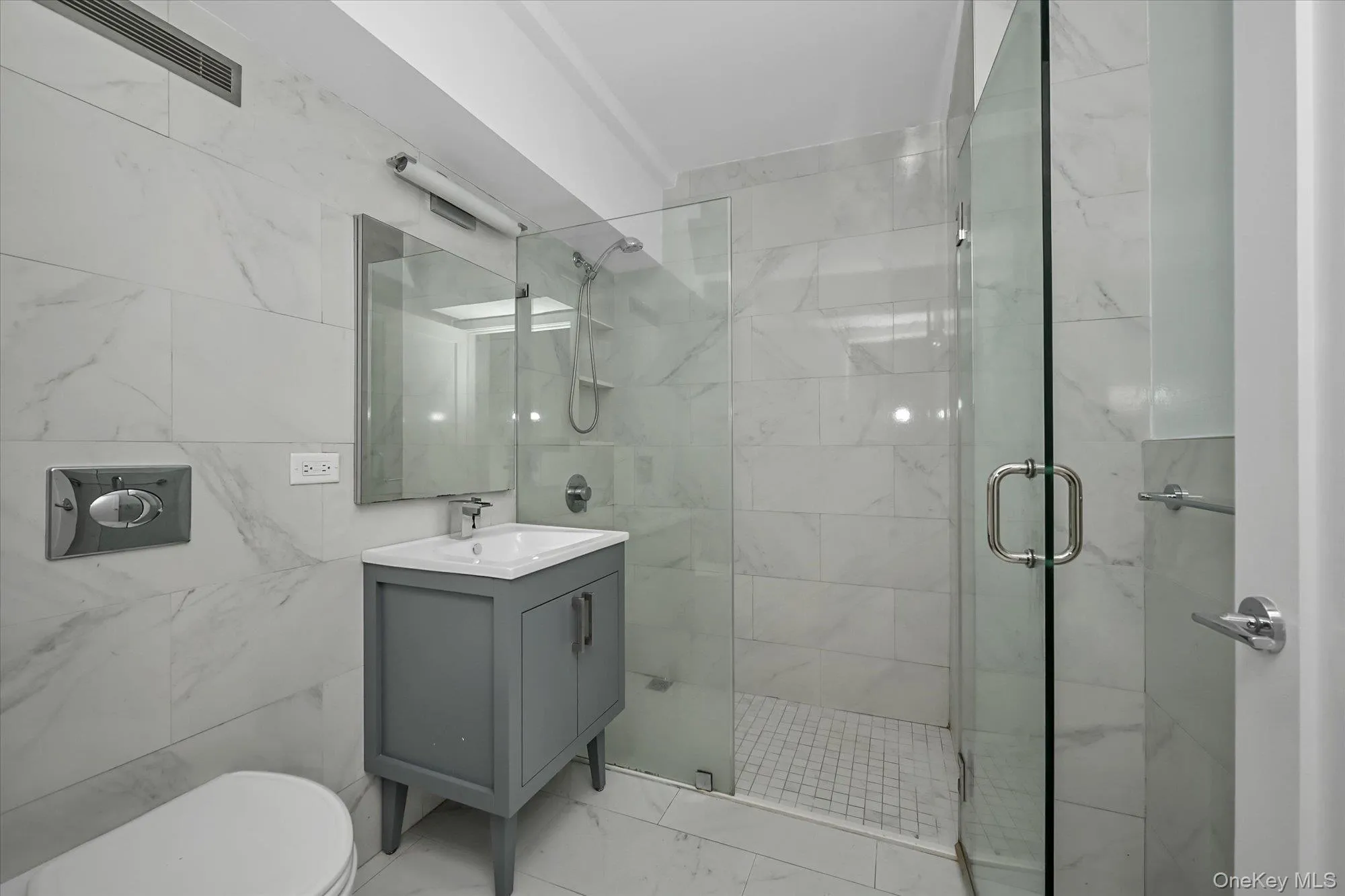 107-40 Queens Boulevard, New York, NY, 1 Bedroom Bedrooms, 3 Rooms Rooms,1 BathroomBathrooms,Residential,For Rent,Queens,0,KEY971958 107-40 Queens Boulevard, New York, NY, 1 Bedroom Bedrooms, 3 Rooms Rooms,1 BathroomBathrooms,Residential,For Rent,Queens,0,KEY971958