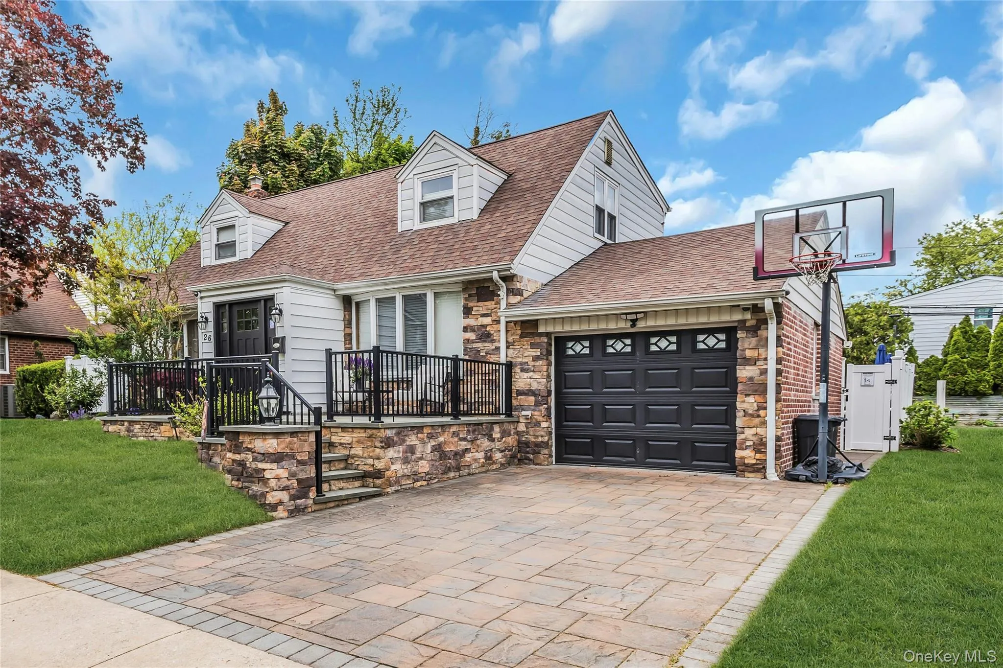 26 Herbert Drive, North Hempstead, NY, 3 Bedrooms Bedrooms, 8 Rooms Rooms,2 BathroomsBathrooms,Residential,For Rent,Herbert,0,972004 26 Herbert Drive, North Hempstead, NY, 3 Bedrooms Bedrooms, 8 Rooms Rooms,2 BathroomsBathrooms,Residential,For Rent,Herbert,0,972004