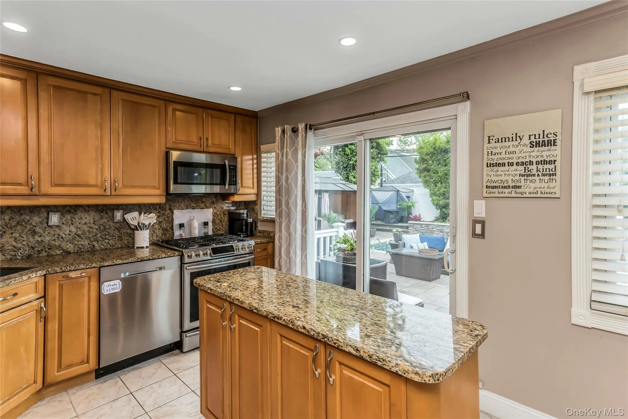 26 Herbert Drive, North Hempstead, NY, 3 Bedrooms Bedrooms, 8 Rooms Rooms,2 BathroomsBathrooms,Residential,For Rent,Herbert,0,972004 26 Herbert Drive, North Hempstead, NY, 3 Bedrooms Bedrooms, 8 Rooms Rooms,2 BathroomsBathrooms,Residential,For Rent,Herbert,0,972004